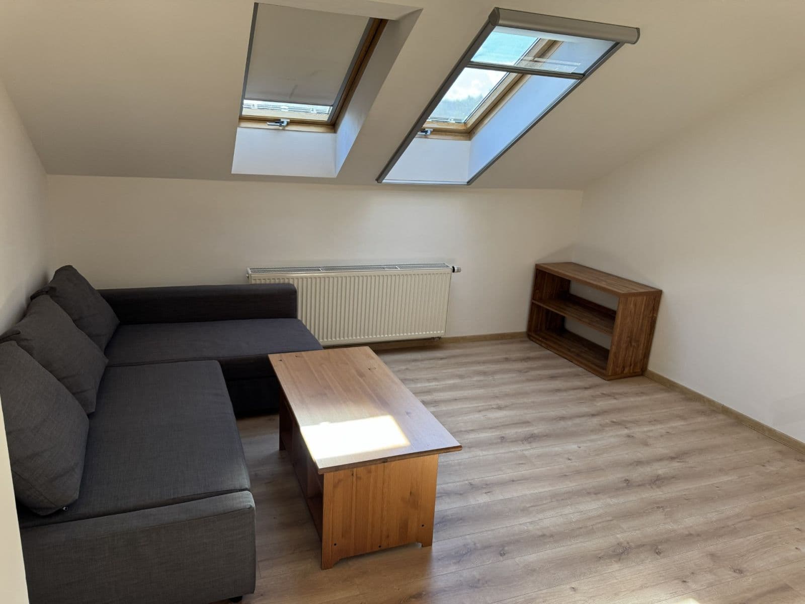 Prenájom bytu 2-izbový 51 m², Štefánikova, Praha, Praha Prenájom bytu 2-izbový 51 m², Štefánikova, Praha, Praha