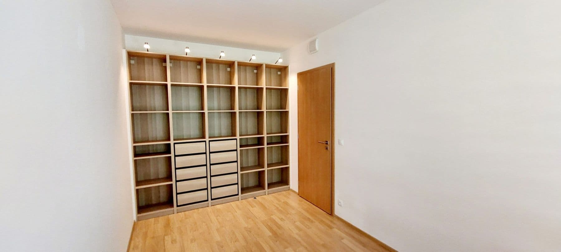 Predaj bytu 2-izbový 90 m², Petržílkova, Praha, Praha Predaj bytu 2-izbový 90 m², Petržílkova, Praha, Praha