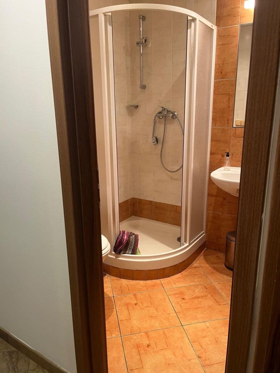 Prenájom kancelárie 83 m², Třebízského, Praha, Praha Prenájom kancelárie 83 m², Třebízského, Praha, Praha