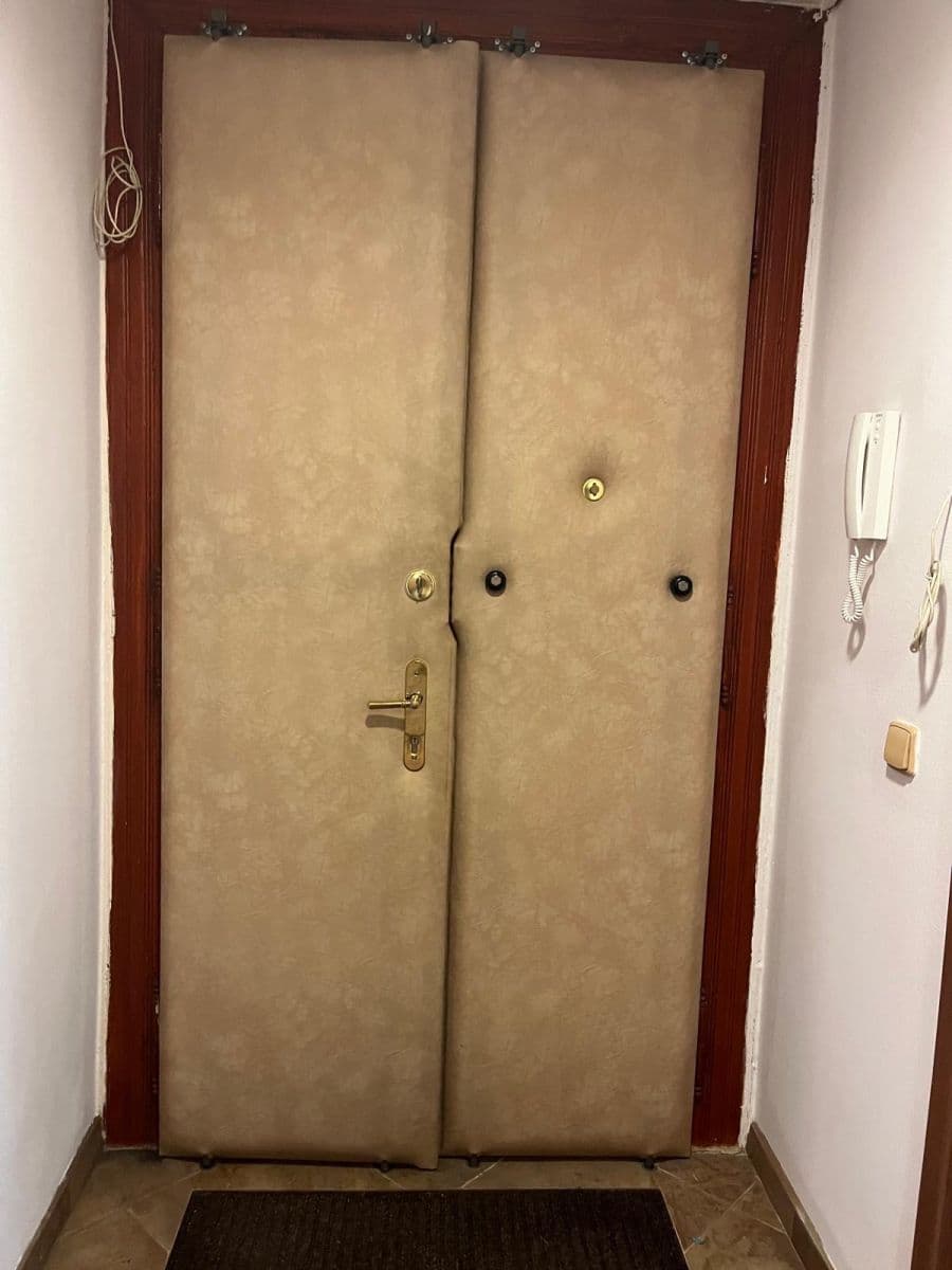 Prenájom kancelárie 83 m², Třebízského, Praha, Praha Prenájom kancelárie 83 m², Třebízského, Praha, Praha