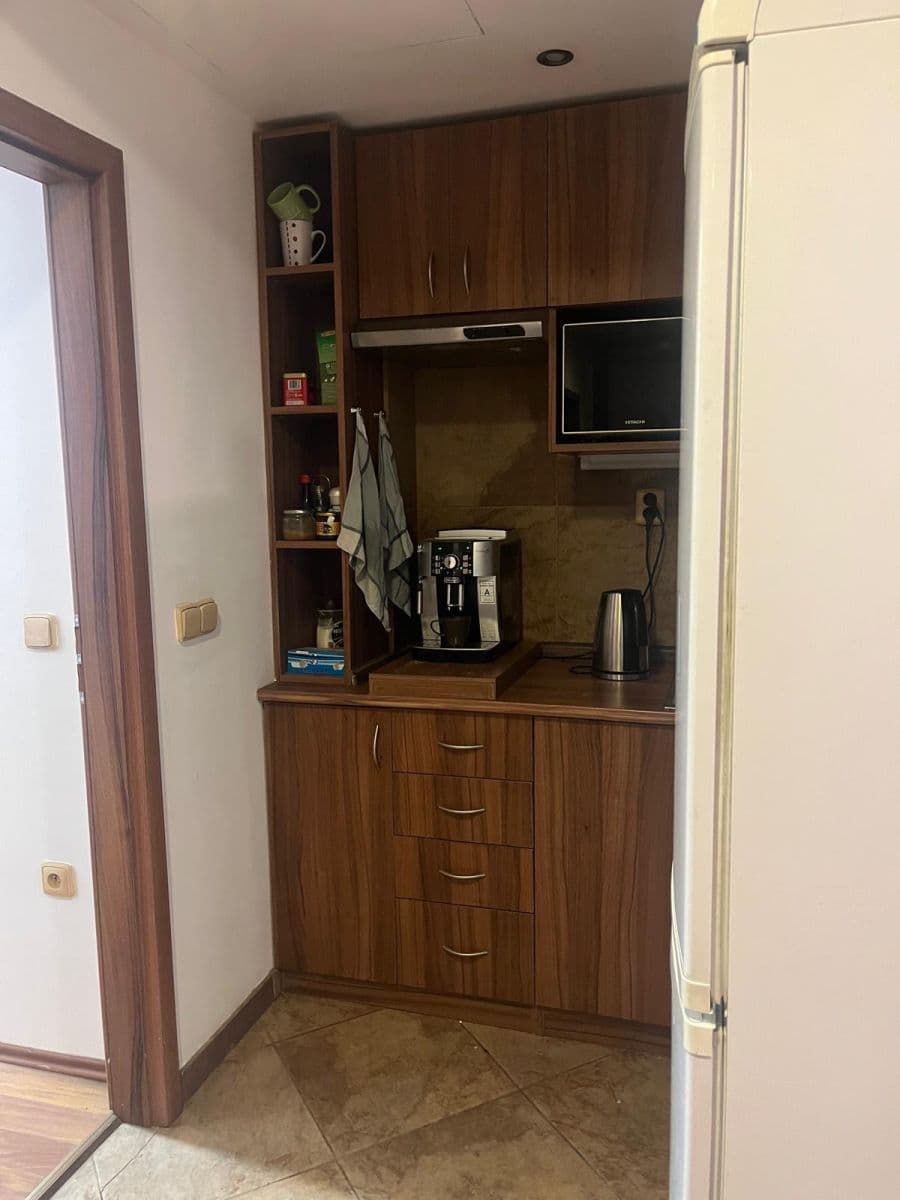 Prenájom kancelárie 83 m², Třebízského, Praha, Praha Prenájom kancelárie 83 m², Třebízského, Praha, Praha