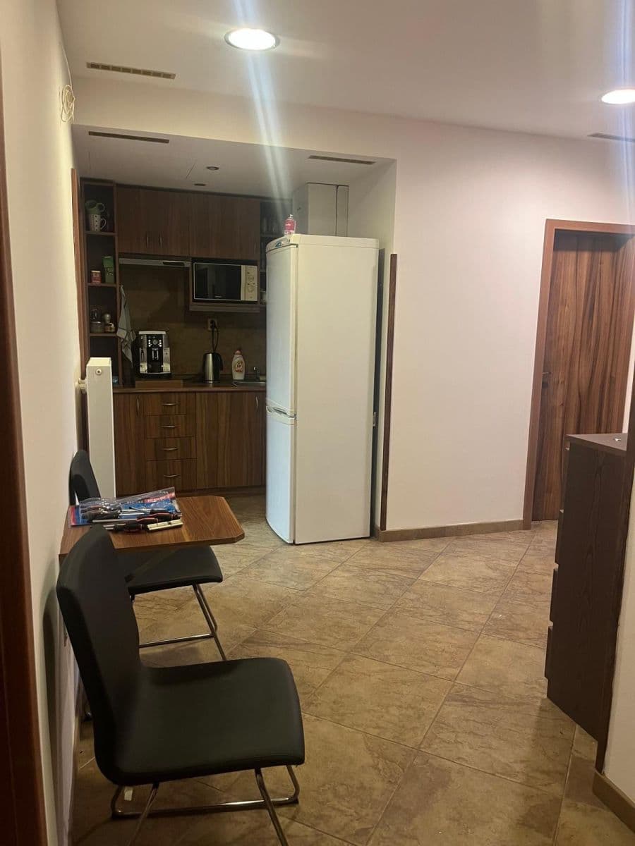 Prenájom kancelárie 83 m², Třebízského, Praha, Praha Prenájom kancelárie 83 m², Třebízského, Praha, Praha