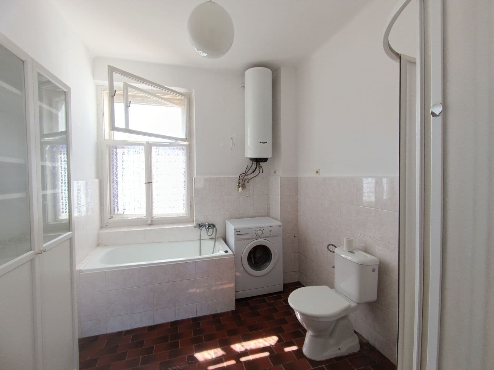 Predaj domu 67 m², pozemek 1.800 m², Stříbrná Skalice, Středočeský kraj Predaj domu 67 m², pozemek 1.800 m², Stříbrná Skalice, Středočeský kraj