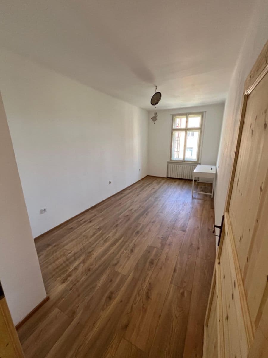 Prenájom bytu 2-izbový 60 m², Vinohradská, Praha, Praha Prenájom bytu 2-izbový 60 m², Vinohradská, Praha, Praha