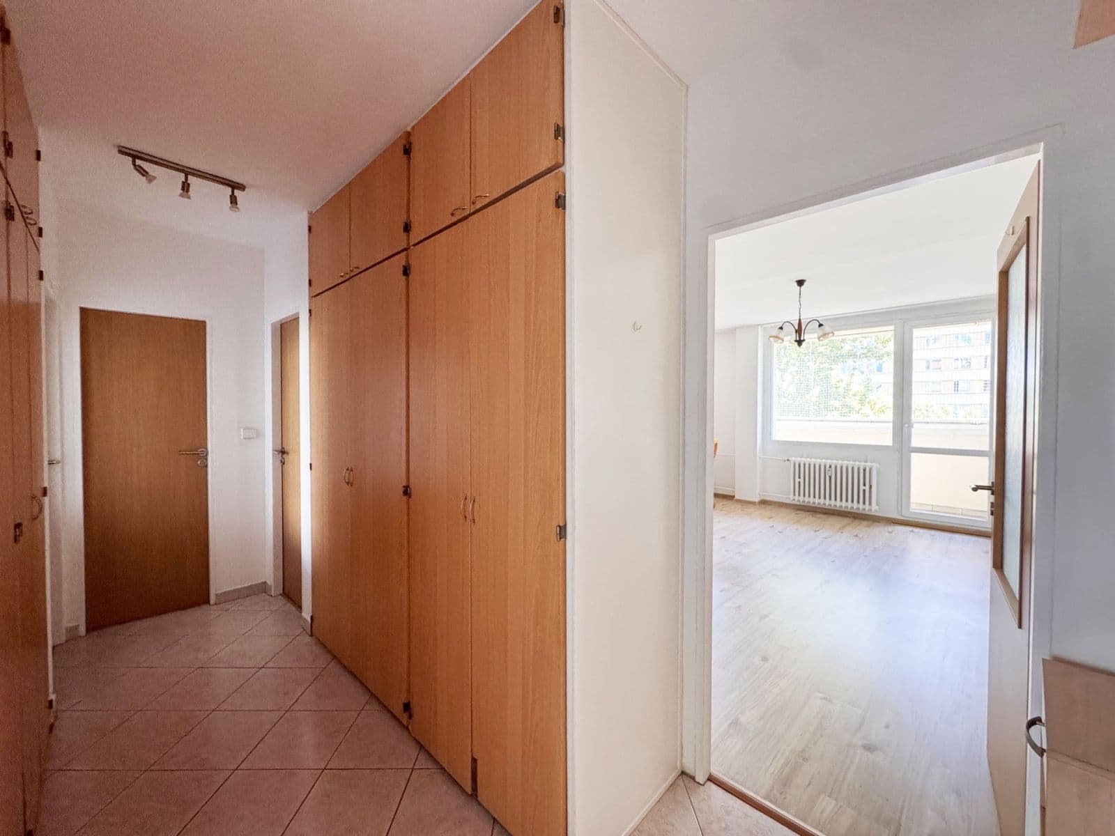 Prenájom bytu 3-izbový 70 m², Jílovská, Praha, Praha Prenájom bytu 3-izbový 70 m², Jílovská, Praha, Praha