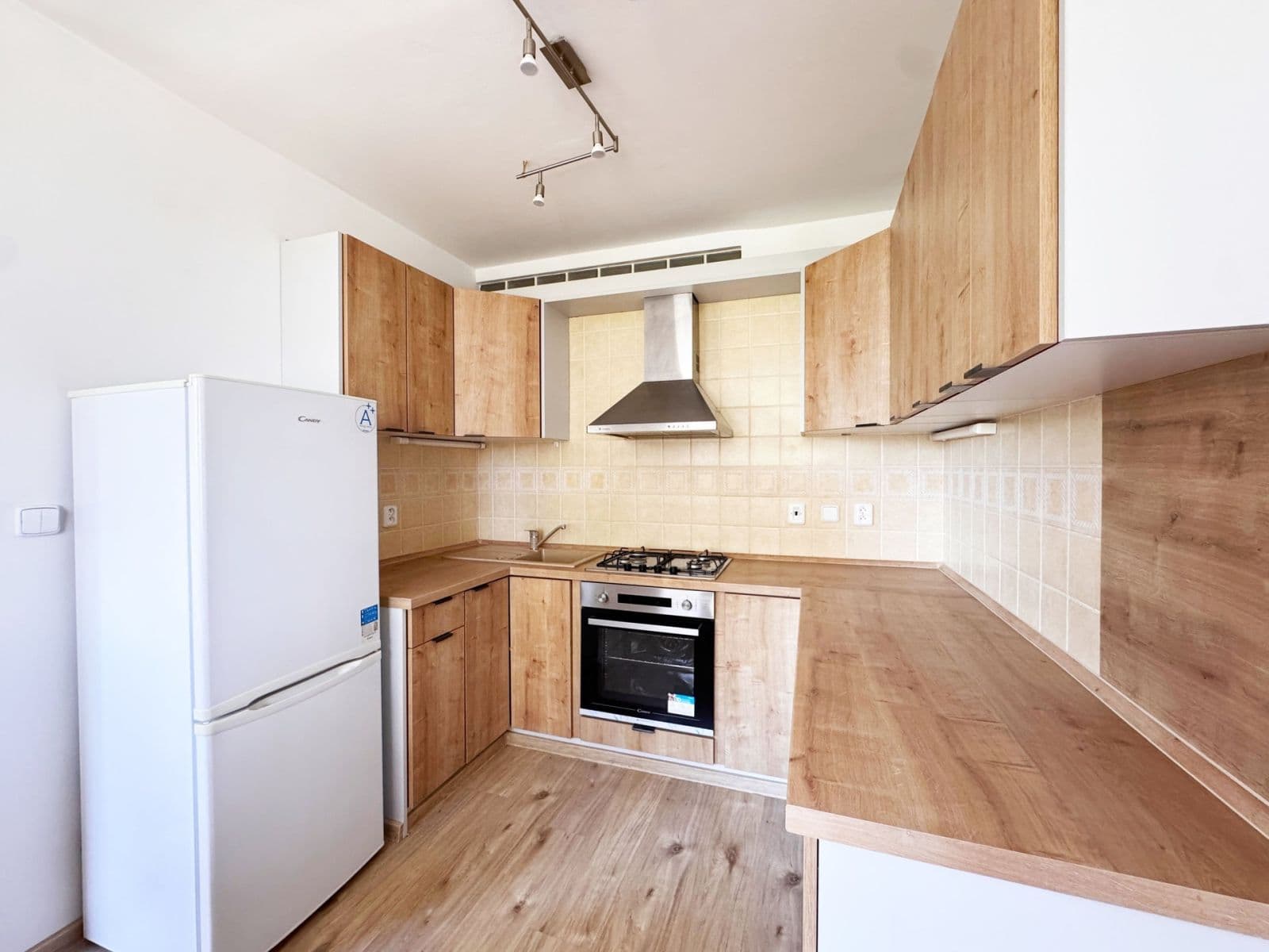 Prenájom bytu 3-izbový 70 m², Jílovská, Praha, Praha Prenájom bytu 3-izbový 70 m², Jílovská, Praha, Praha