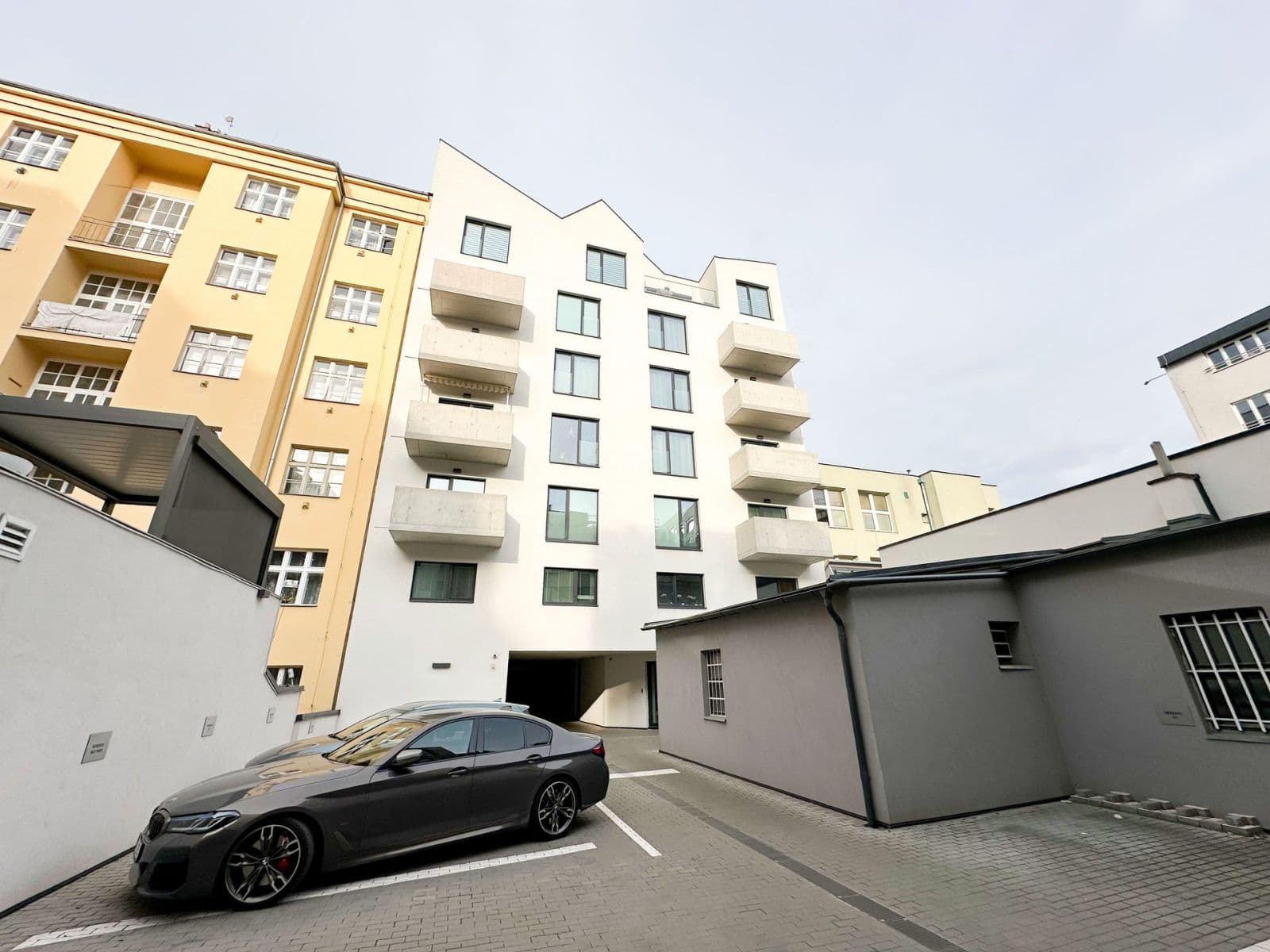 Prenájom bytu 2-izbový 48 m², Kovářská, Praha, Praha Prenájom bytu 2-izbový 48 m², Kovářská, Praha, Praha