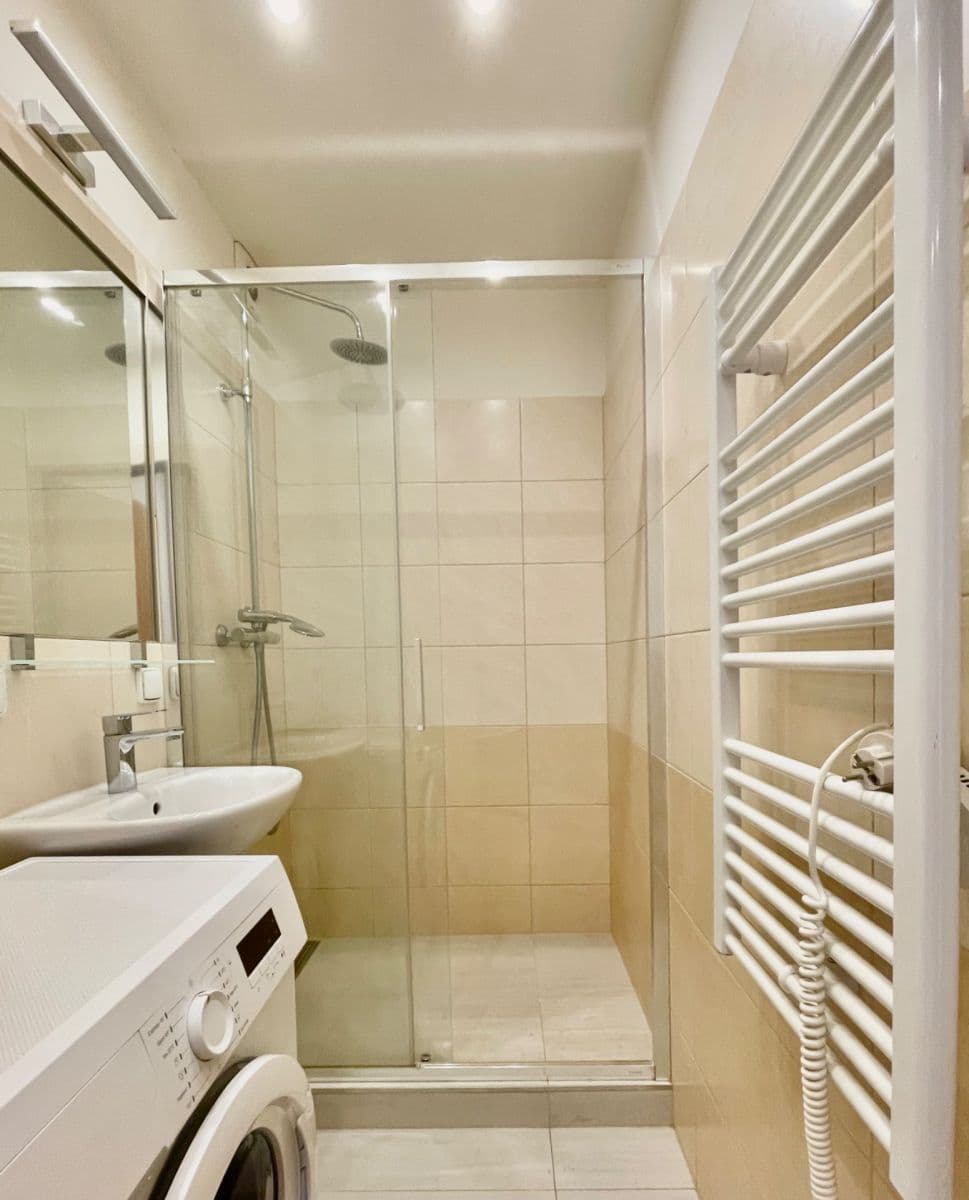 Predaj bytu 1-izbový 34 m², Trytova, Praha, Praha Predaj bytu 1-izbový 34 m², Trytova, Praha, Praha