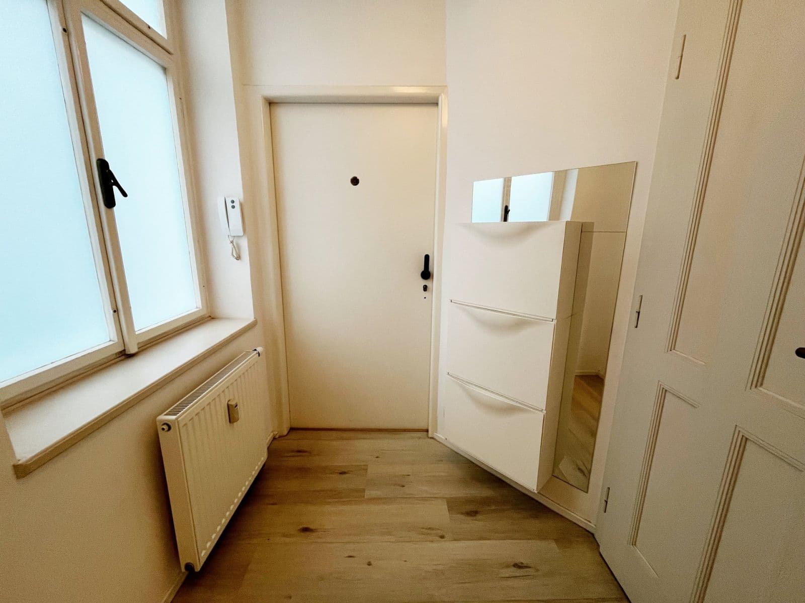 Prenájom bytu 1-izbový 32 m², Jungmannova, Praha, Praha Prenájom bytu 1-izbový 32 m², Jungmannova, Praha, Praha