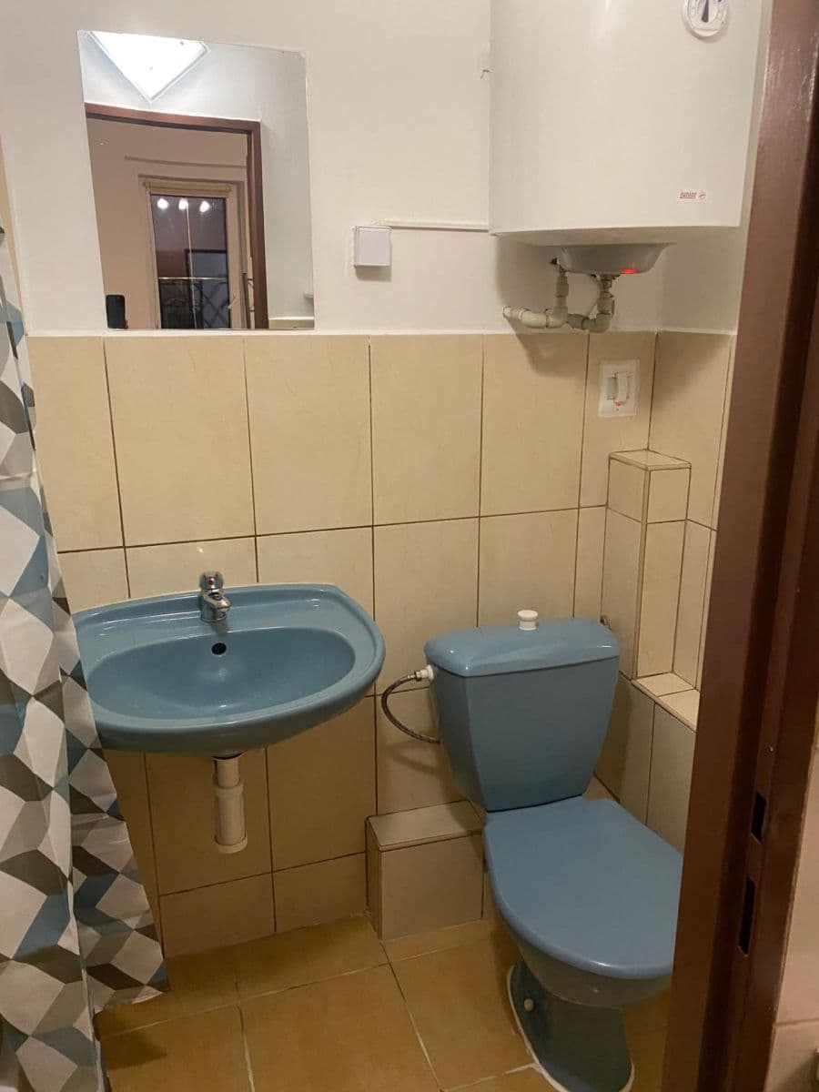 Prenájom bytu 1-izbový 50 m², Sokolovská, Karlovy Vary, Karlovarský kraj Prenájom bytu 1-izbový 50 m², Sokolovská, Karlovy Vary, Karlovarský kraj