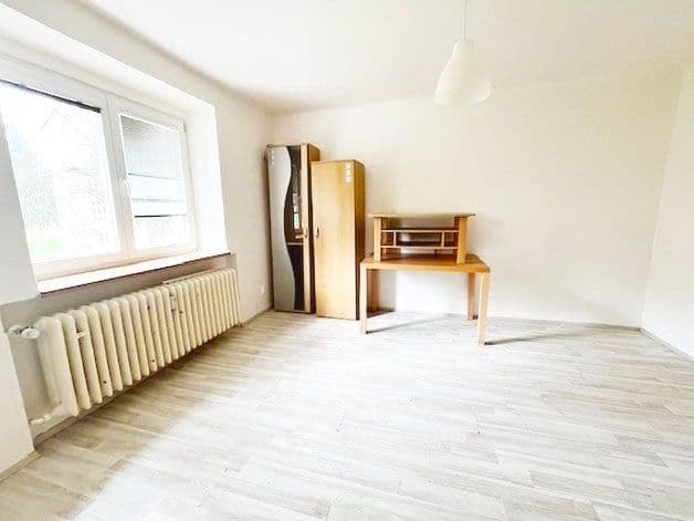 Prenájom bytu 1-izbový 32 m², Sevastopolská, Kladno, Středočeský kraj Prenájom bytu 1-izbový 32 m², Sevastopolská, Kladno, Středočeský kraj