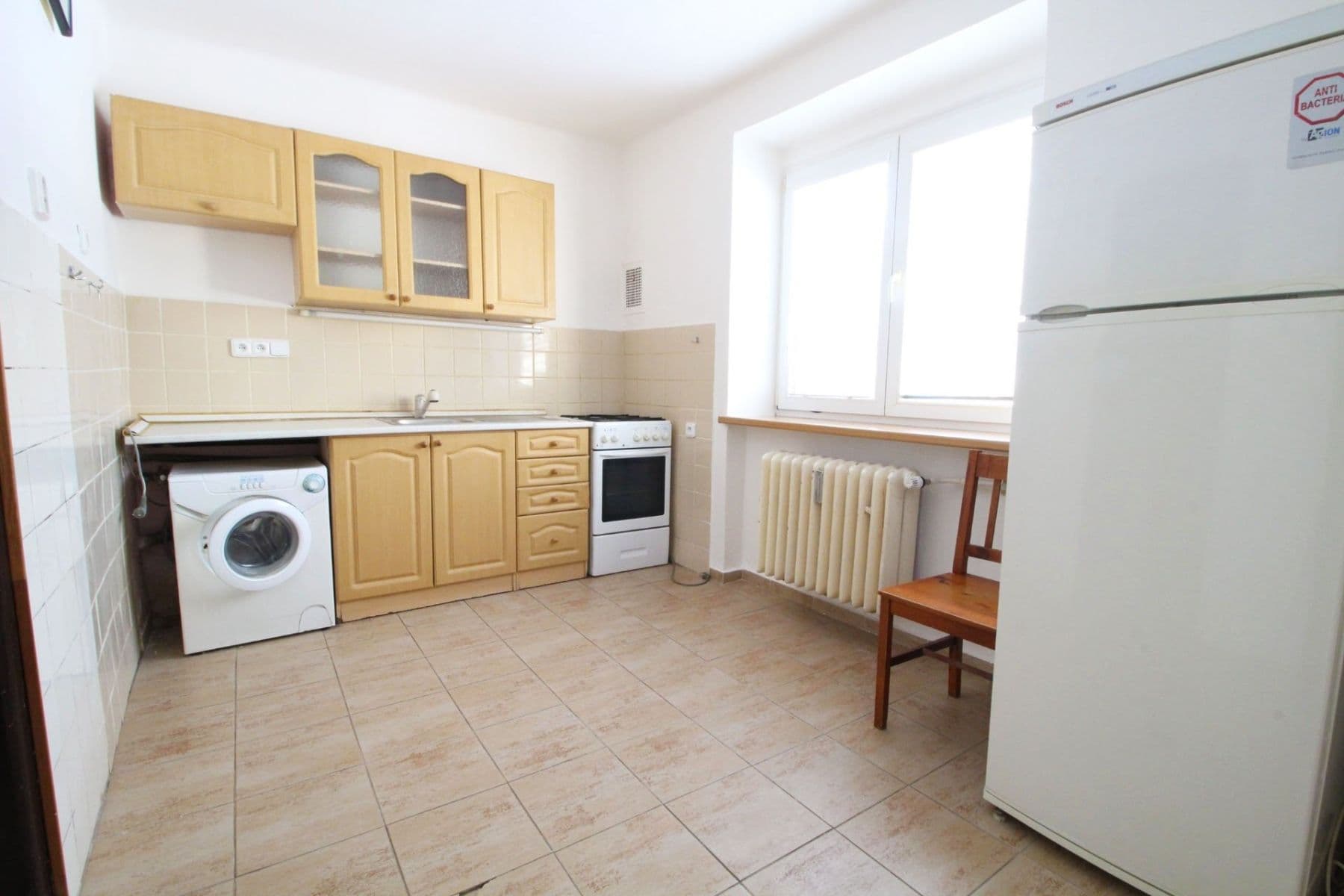 Prenájom bytu 1-izbový 32 m², Sevastopolská, Kladno, Středočeský kraj Prenájom bytu 1-izbový 32 m², Sevastopolská, Kladno, Středočeský kraj