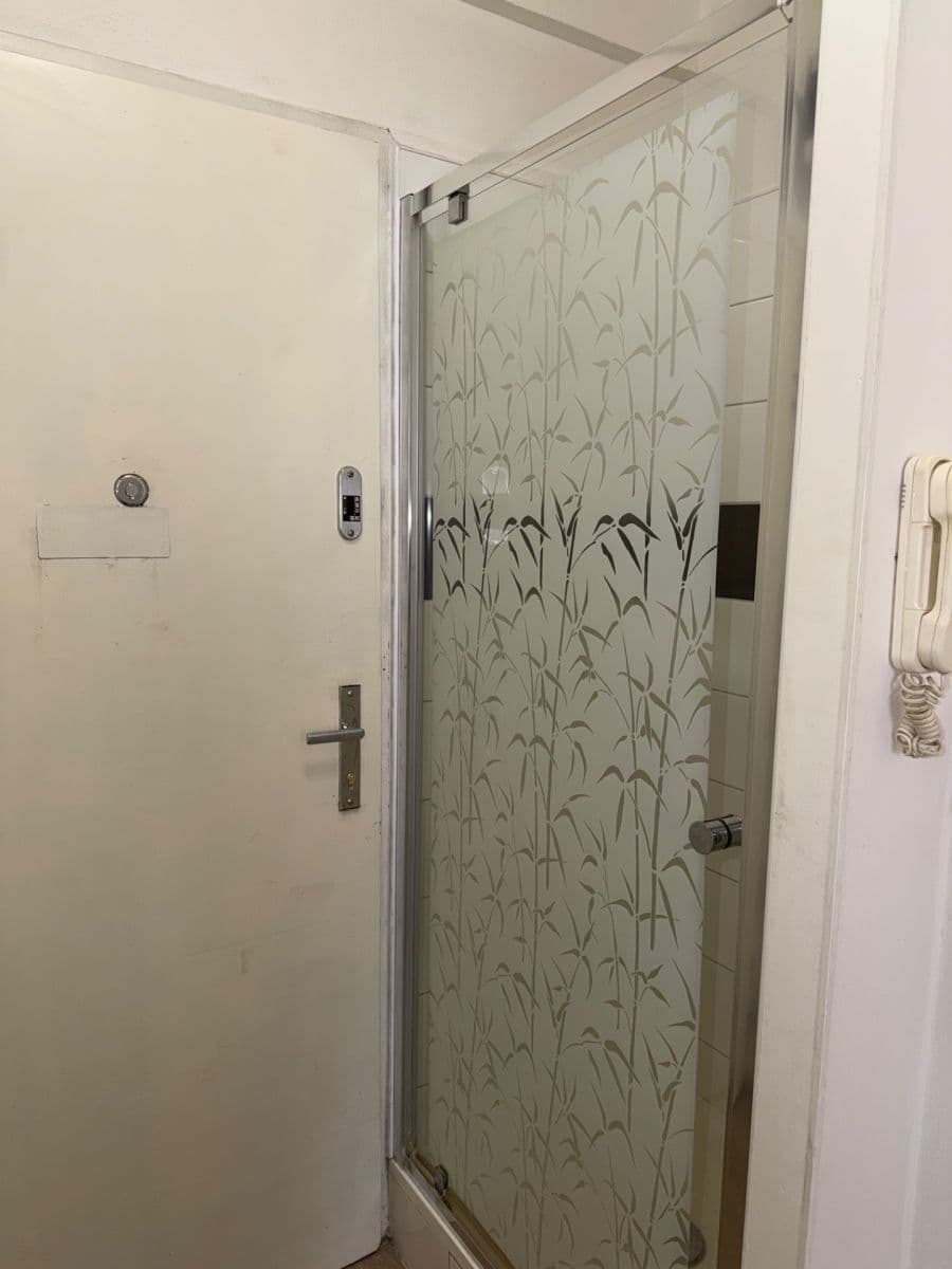 Prenájom bytu 1-izbový 23 m², Dačického, Praha, Praha Prenájom bytu 1-izbový 23 m², Dačického, Praha, Praha