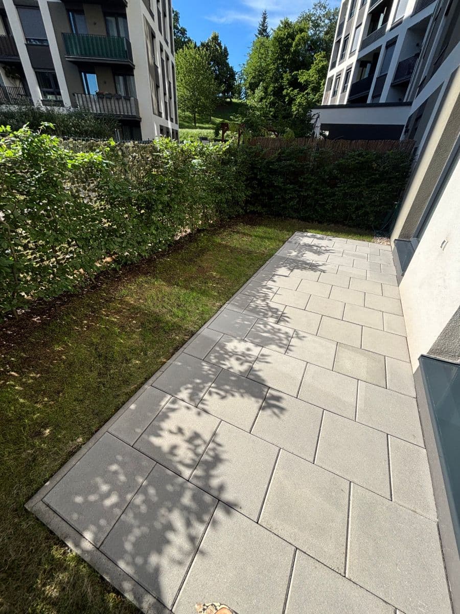 Prenájom bytu 3-izbový 75 m², Olgy Havlové, Praha, Praha Prenájom bytu 3-izbový 75 m², Olgy Havlové, Praha, Praha