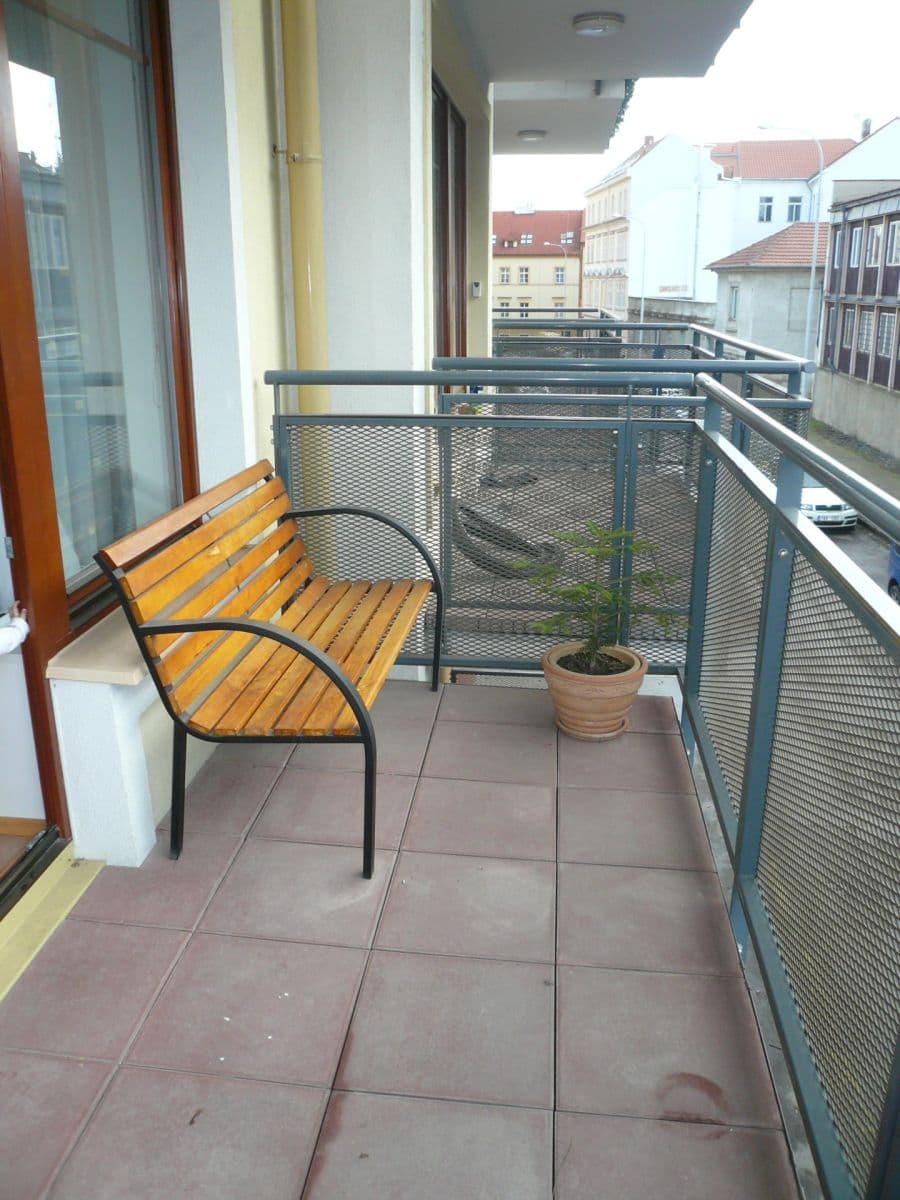 Prenájom bytu 3-izbový 84 m², Na Neklance, Praha, Praha Prenájom bytu 3-izbový 84 m², Na Neklance, Praha, Praha