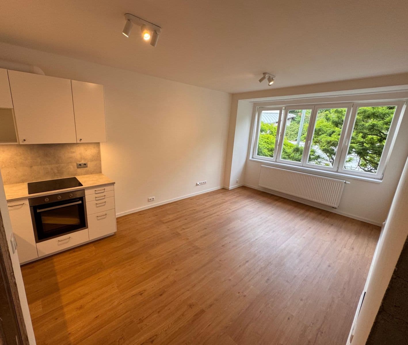 Prenájom bytu 2-izbový 46 m², Střížkovská, Praha, Praha Prenájom bytu 2-izbový 46 m², Střížkovská, Praha, Praha