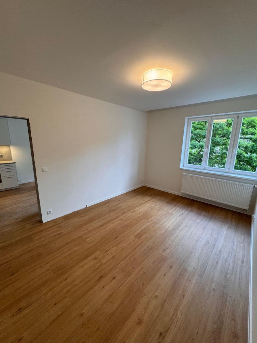 Prenájom bytu 2-izbový 46 m², Střížkovská, Praha, Praha Prenájom bytu 2-izbový 46 m², Střížkovská, Praha, Praha