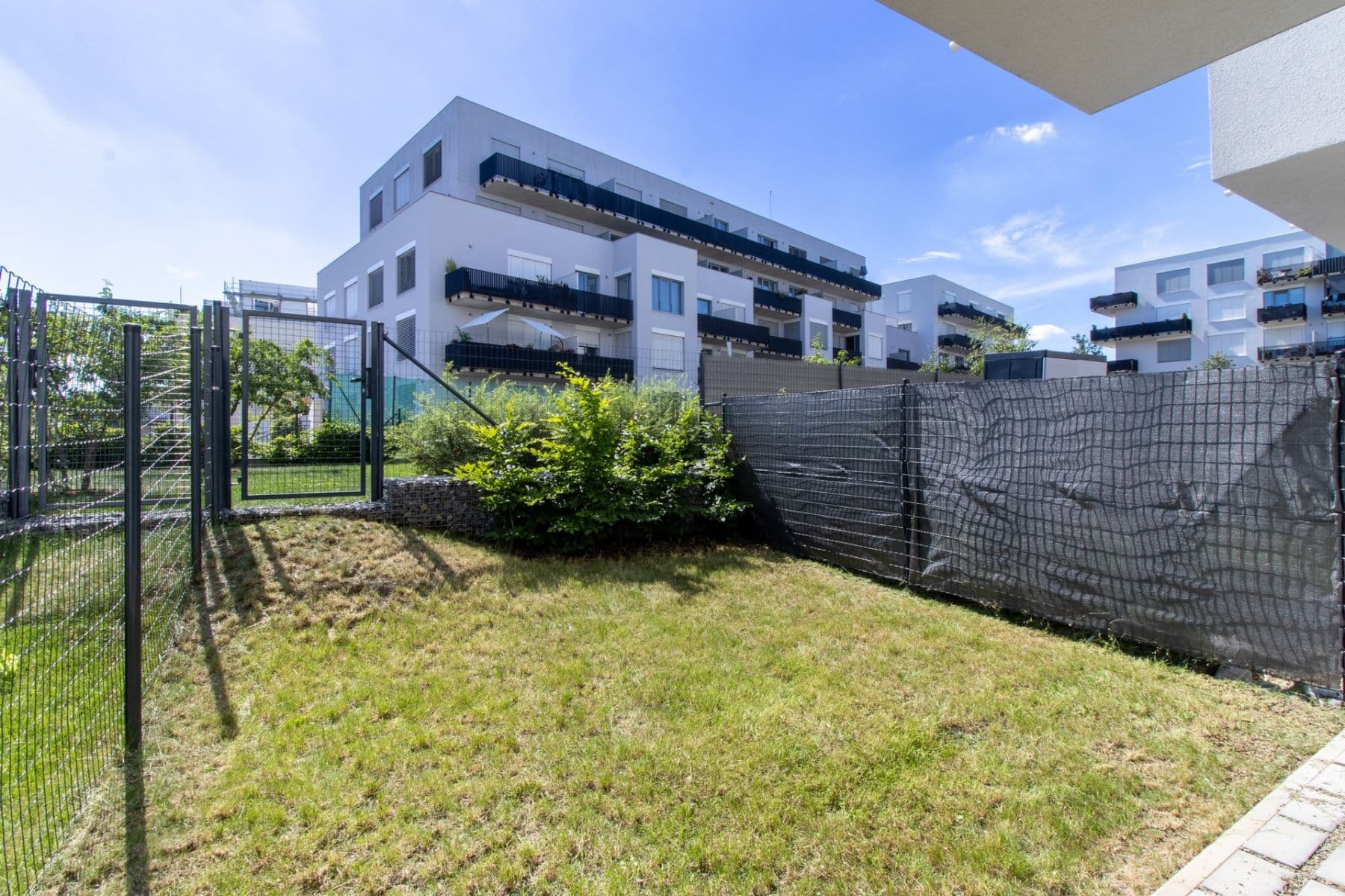 Prenájom bytu 1-izbový 30 m², Bohumila Landy, Kladno, Středočeský kraj Prenájom bytu 1-izbový 30 m², Bohumila Landy, Kladno, Středočeský kraj