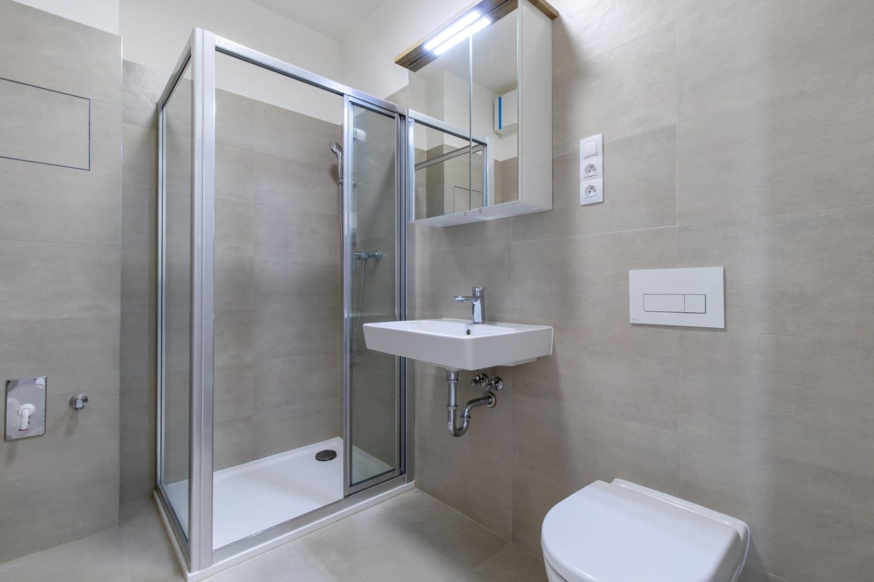 Prenájom bytu 1-izbový 30 m², Bohumila Landy, Kladno, Středočeský kraj Prenájom bytu 1-izbový 30 m², Bohumila Landy, Kladno, Středočeský kraj