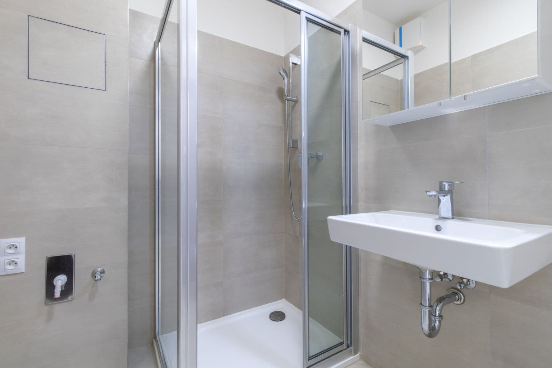 Prenájom bytu 1-izbový 30 m², Bohumila Landy, Kladno, Středočeský kraj Prenájom bytu 1-izbový 30 m², Bohumila Landy, Kladno, Středočeský kraj