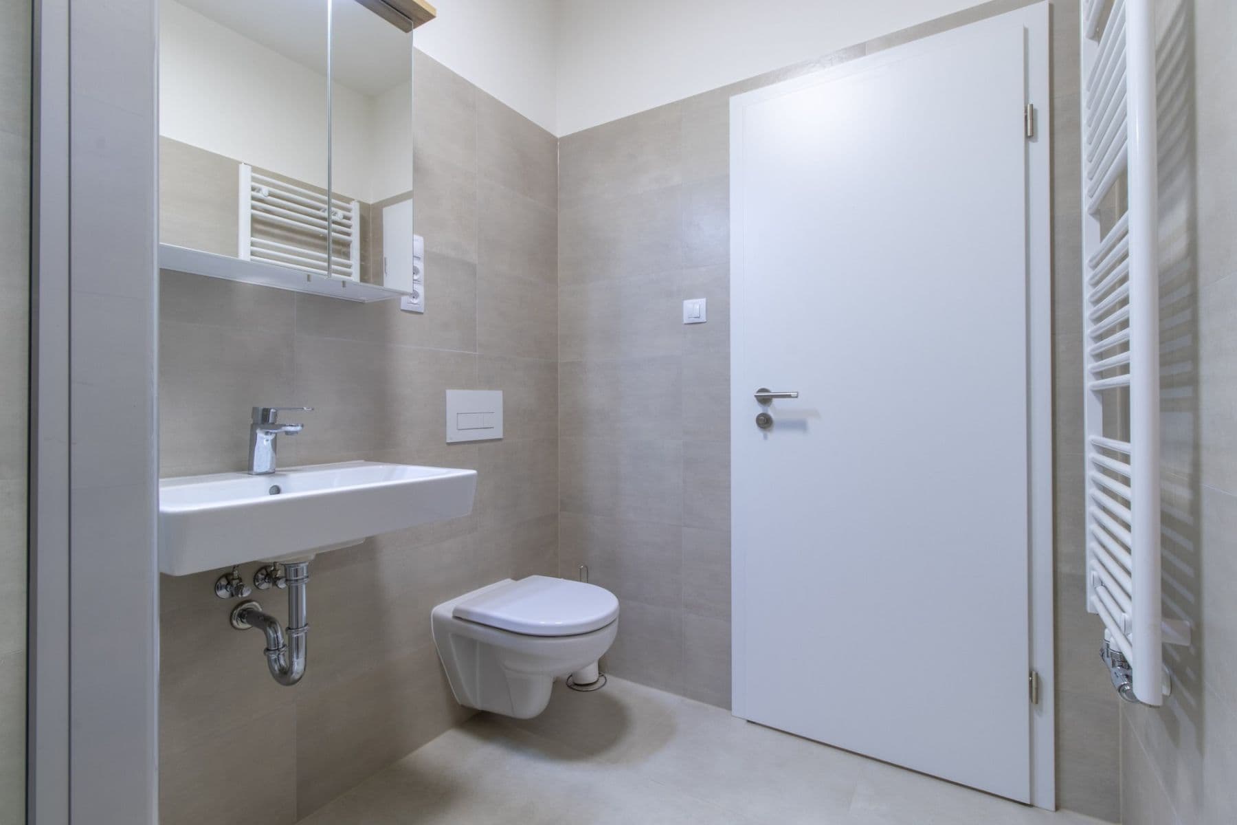Prenájom bytu 1-izbový 30 m², Bohumila Landy, Kladno, Středočeský kraj Prenájom bytu 1-izbový 30 m², Bohumila Landy, Kladno, Středočeský kraj