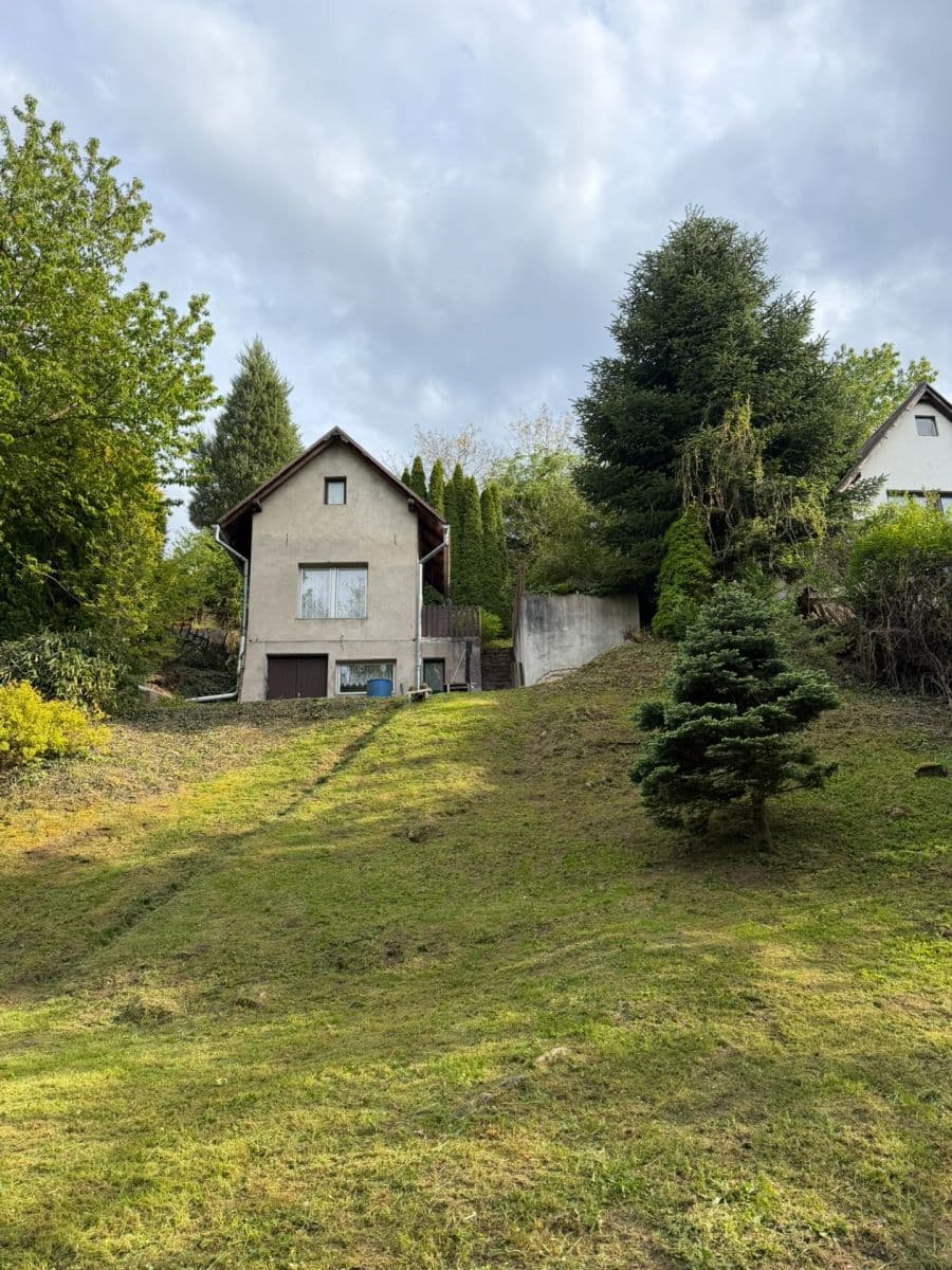 Predaj rekreačného objektu 30 m², pozemok 457 m², Pašinka, Středočeský kraj Predaj rekreačného objektu 30 m², pozemok 457 m², Pašinka, Středočeský kraj