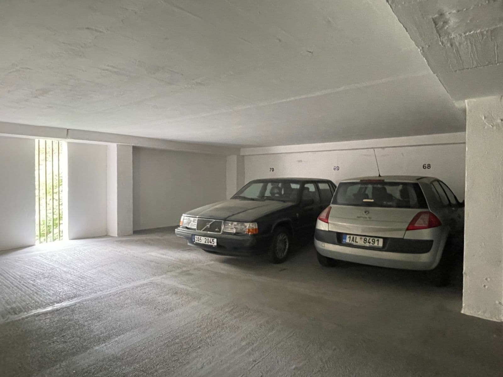 Predaj garáže 12 m², Pod Klaudiánkou, Praha, Praha Predaj garáže 12 m², Pod Klaudiánkou, Praha, Praha