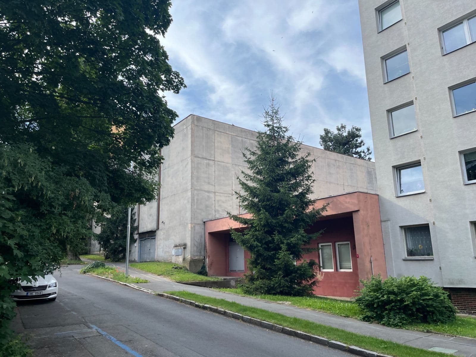 Predaj garáže 12 m², Pod Klaudiánkou, Praha, Praha Predaj garáže 12 m², Pod Klaudiánkou, Praha, Praha