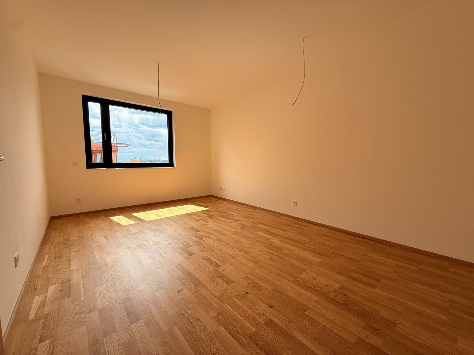 Prenájom bytu 4-izbový 77 m², Hartigova, Praha, Praha Prenájom bytu 4-izbový 77 m², Hartigova, Praha, Praha