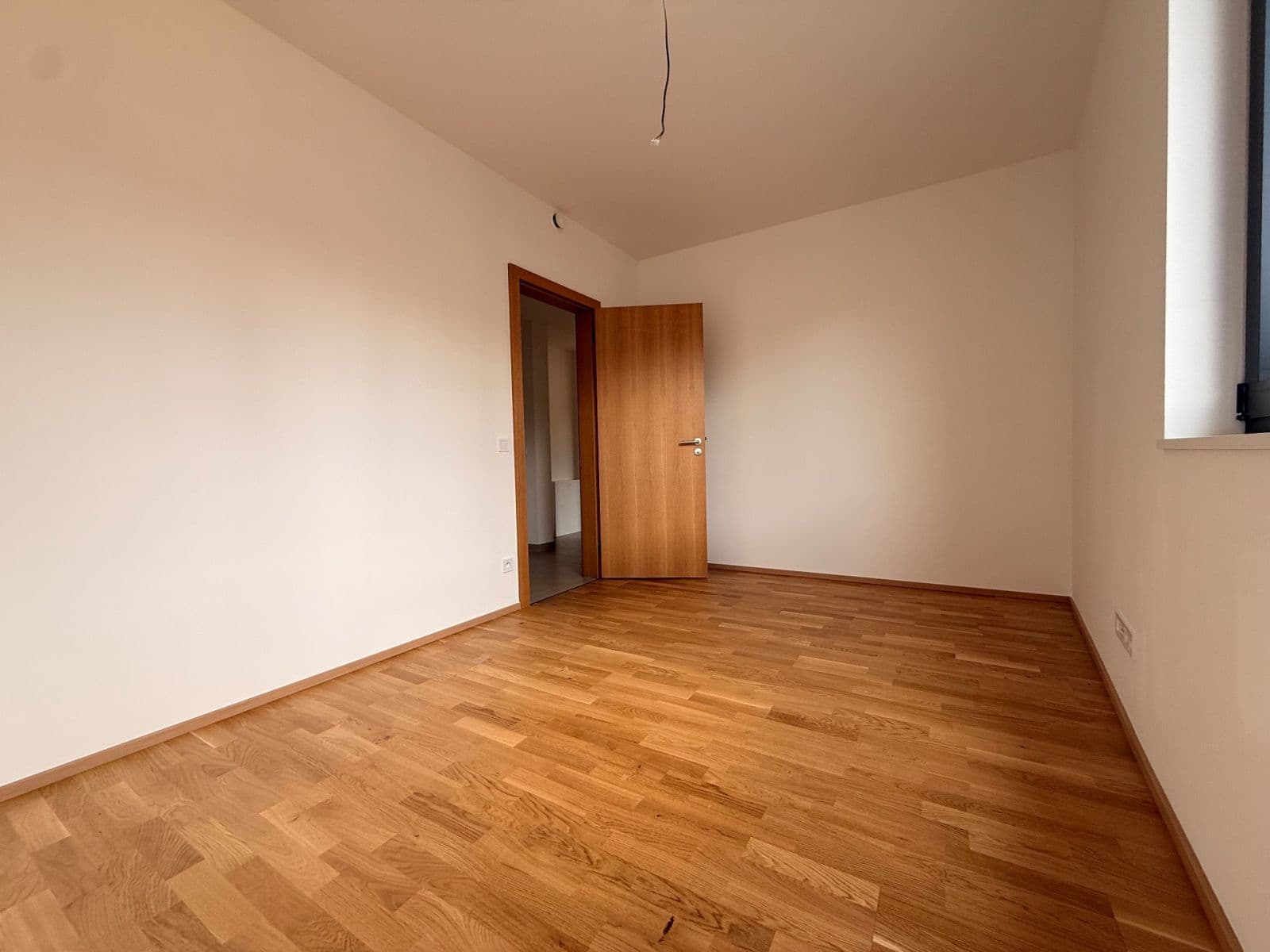 Prenájom bytu 4-izbový 77 m², Hartigova, Praha, Praha Prenájom bytu 4-izbový 77 m², Hartigova, Praha, Praha