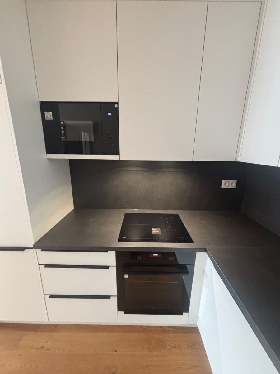 Prenájom bytu 2-izbový 52 m², Komárkova, Praha, Praha Prenájom bytu 2-izbový 52 m², Komárkova, Praha, Praha