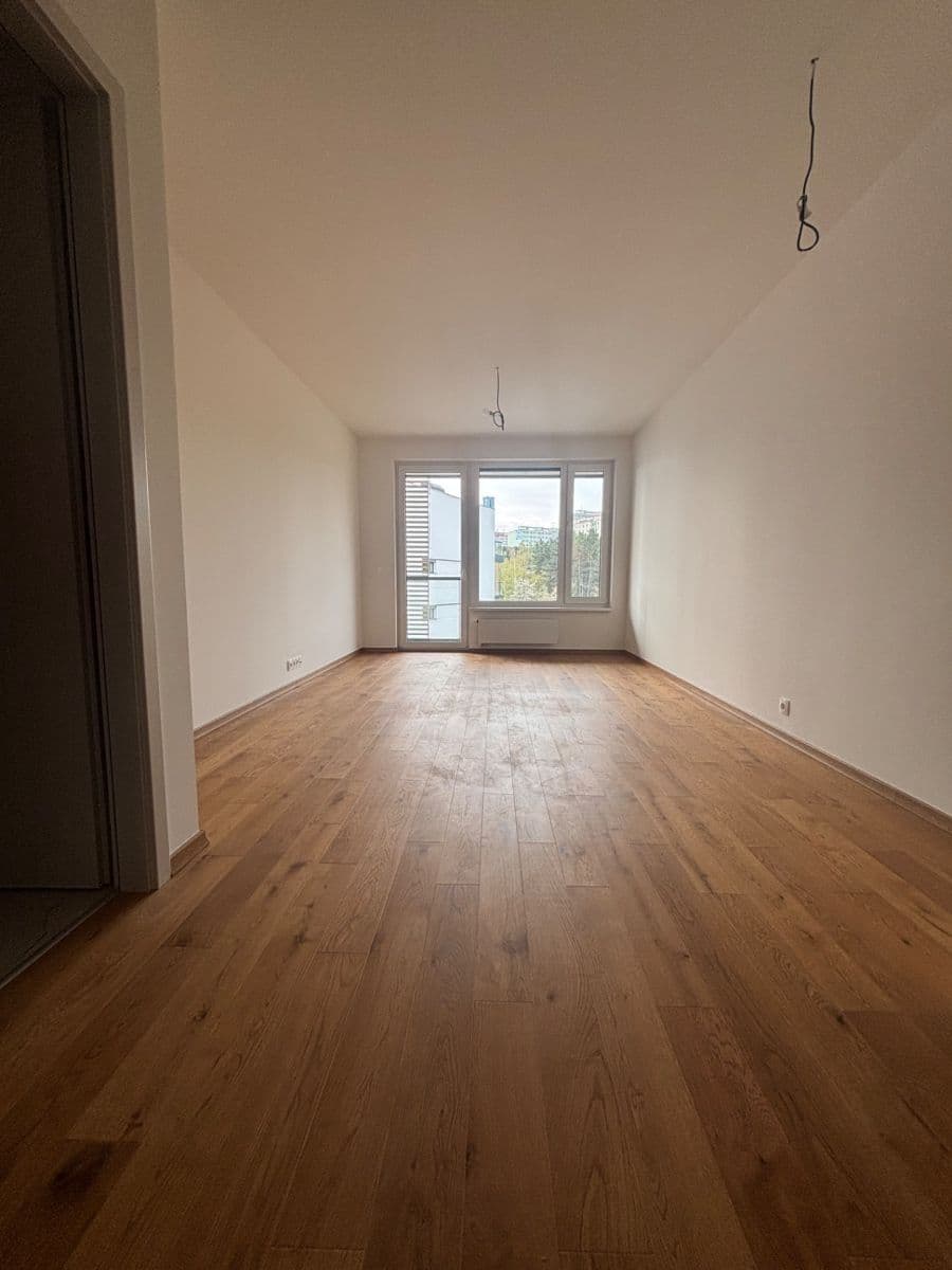 Prenájom bytu 2-izbový 52 m², Komárkova, Praha, Praha Prenájom bytu 2-izbový 52 m², Komárkova, Praha, Praha