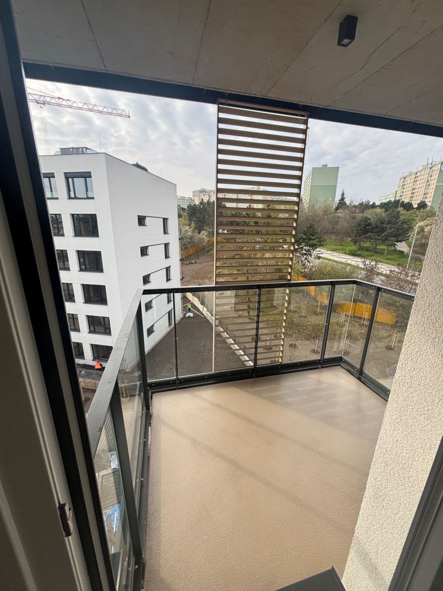 Prenájom bytu 2-izbový 52 m², Komárkova, Praha, Praha Prenájom bytu 2-izbový 52 m², Komárkova, Praha, Praha
