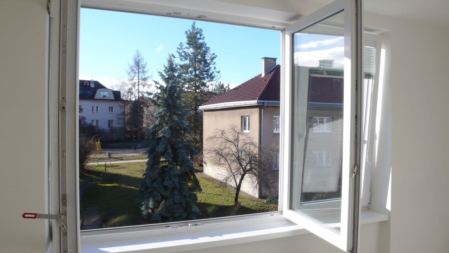 Prenájom bytu 2-izbový 40 m², Čínská, Praha, Praha Prenájom bytu 2-izbový 40 m², Čínská, Praha, Praha