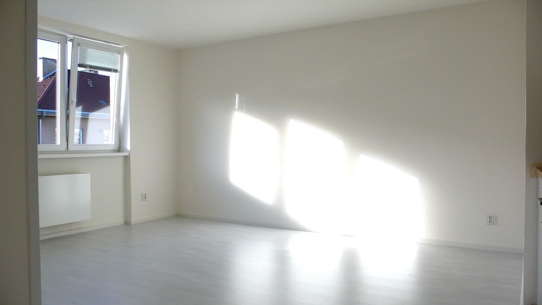 Prenájom bytu 2-izbový 40 m², Čínská, Praha, Praha Prenájom bytu 2-izbový 40 m², Čínská, Praha, Praha
