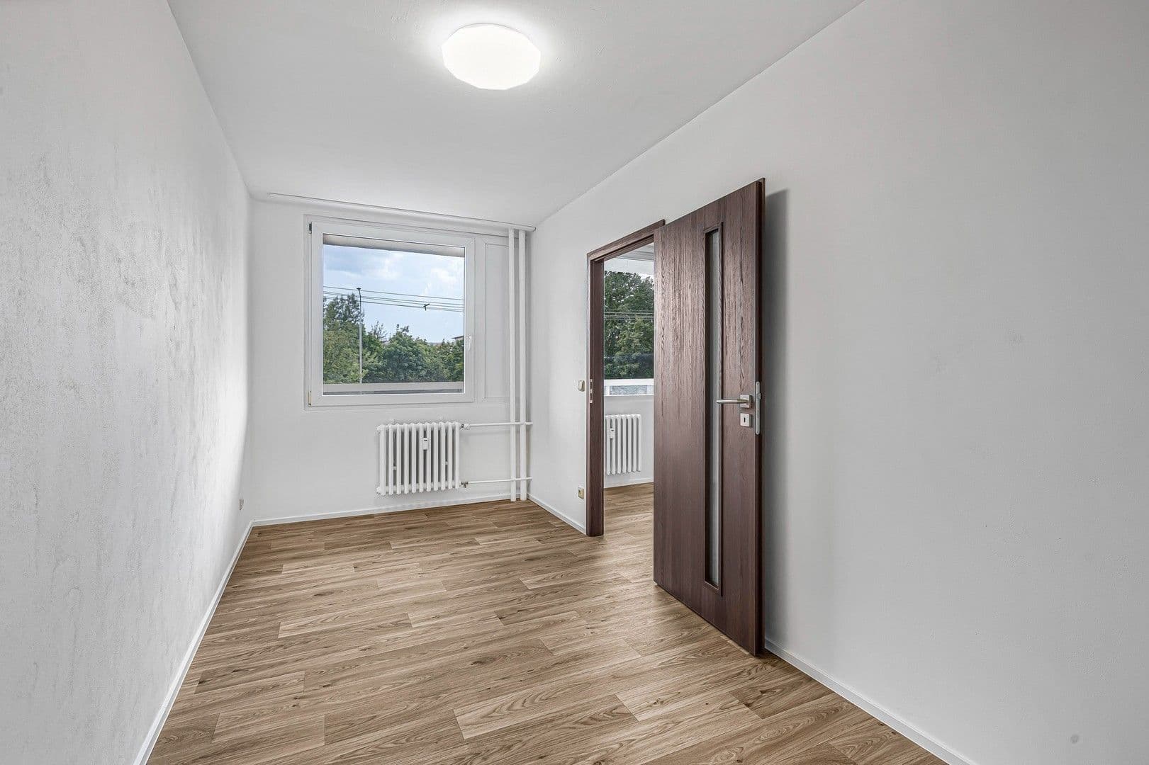 Prenájom bytu 4-izbový 59 m², Hledíková, Praha, Praha Prenájom bytu 4-izbový 59 m², Hledíková, Praha, Praha