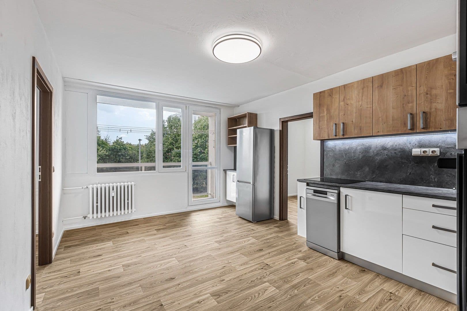 Prenájom bytu 4-izbový 59 m², Hledíková, Praha, Praha Prenájom bytu 4-izbový 59 m², Hledíková, Praha, Praha