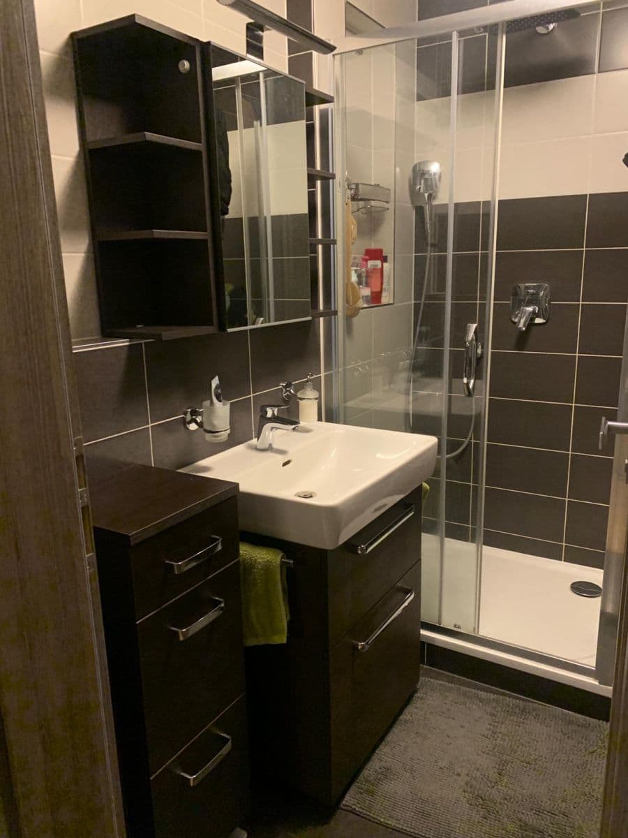Prenájom bytu 1-izbový 36 m², Olgy Havlové, Praha, Praha Prenájom bytu 1-izbový 36 m², Olgy Havlové, Praha, Praha
