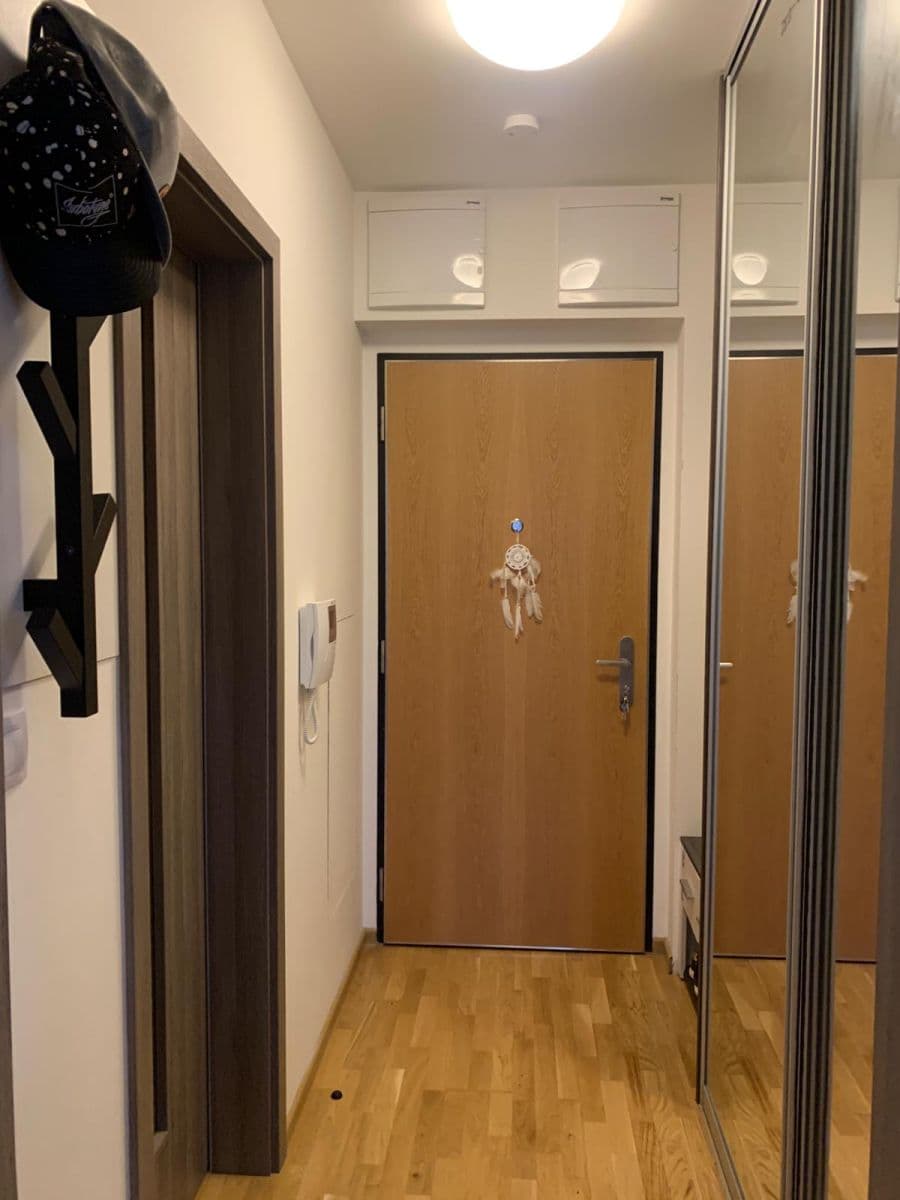 Prenájom bytu 1-izbový 36 m², Olgy Havlové, Praha, Praha Prenájom bytu 1-izbový 36 m², Olgy Havlové, Praha, Praha