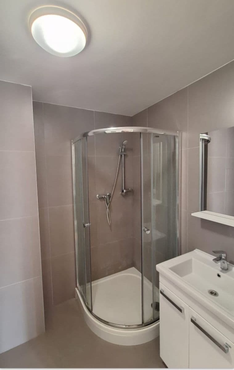 Prenájom bytu 2-izbový 48 m², Na Horkách, Kralupy nad Vltavou, Středočeský kraj Prenájom bytu 2-izbový 48 m², Na Horkách, Kralupy nad Vltavou, Středočeský kraj