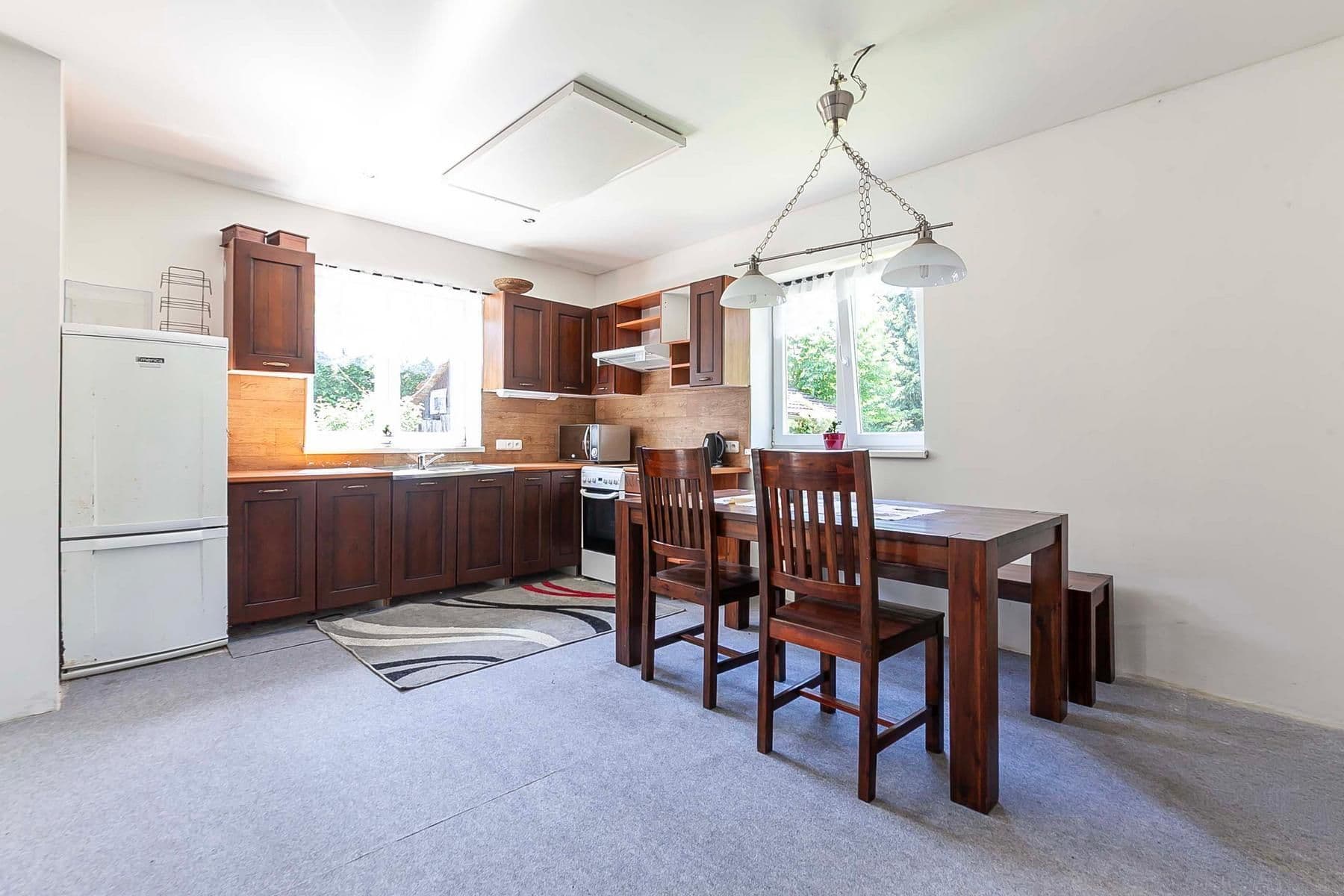 Predaj domu 250 m², pozemek 1.555 m², Doubravčice, Středočeský kraj Predaj domu 250 m², pozemek 1.555 m², Doubravčice, Středočeský kraj