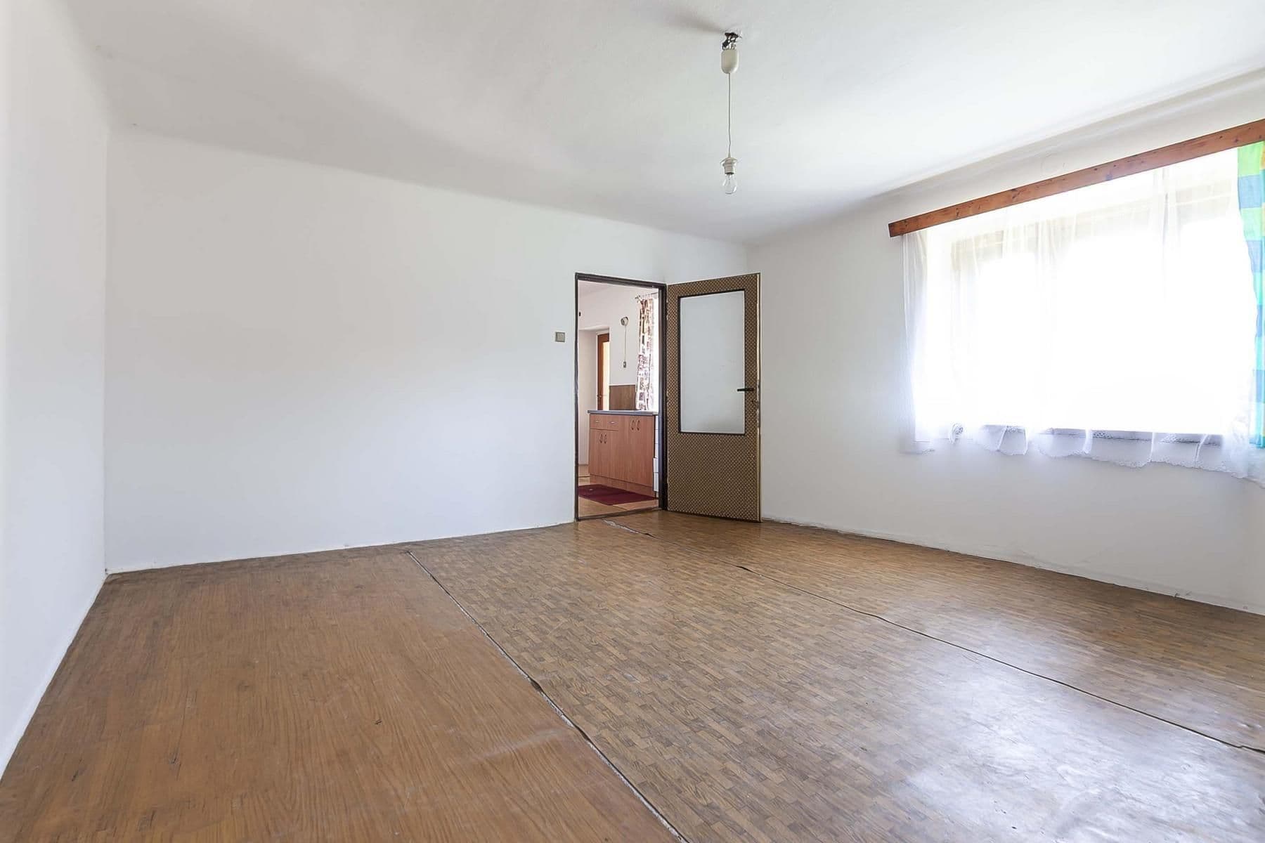 Predaj domu 250 m², pozemek 1.555 m², Doubravčice, Středočeský kraj Predaj domu 250 m², pozemek 1.555 m², Doubravčice, Středočeský kraj