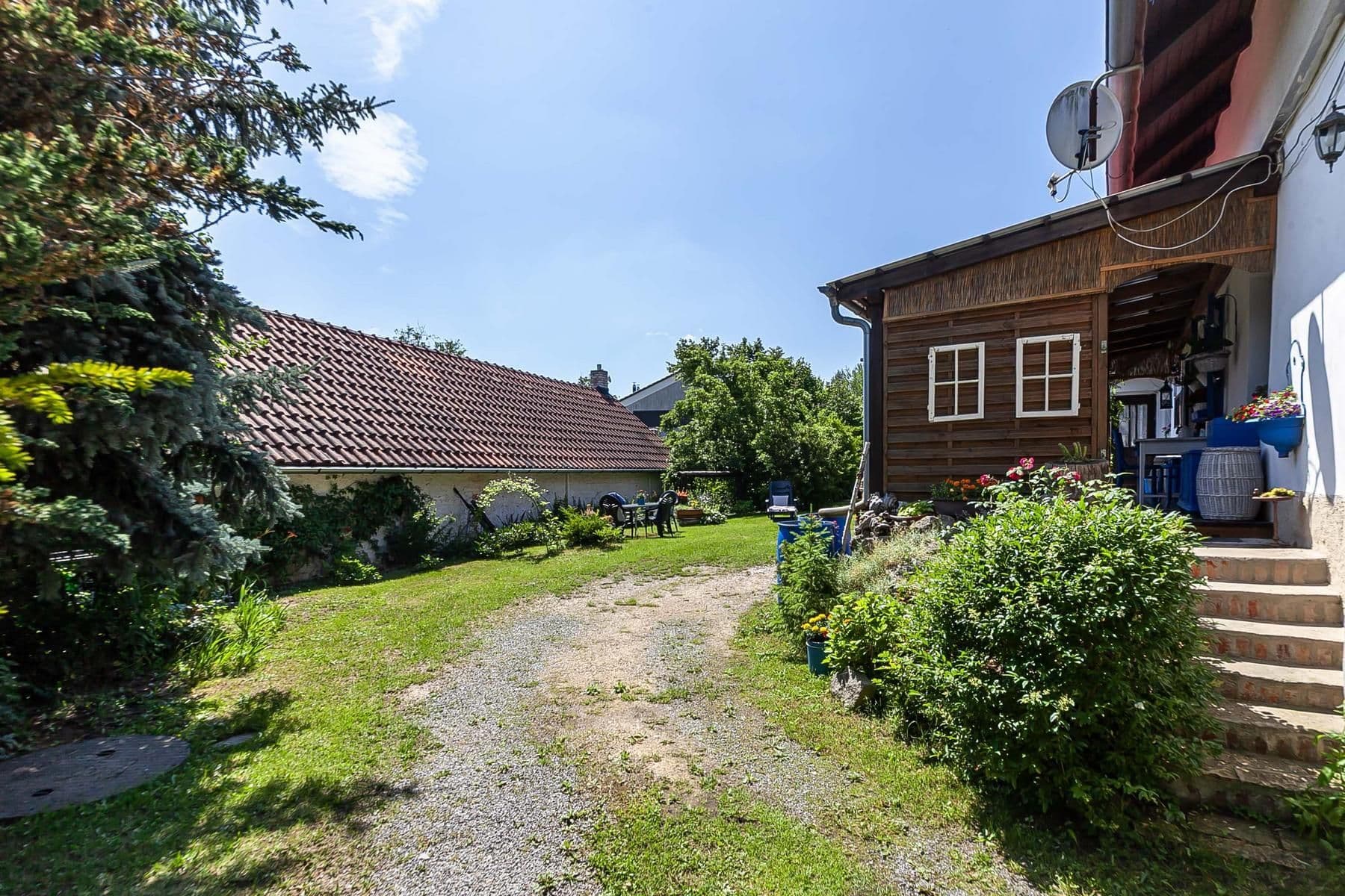 Predaj domu 250 m², pozemek 1.555 m², Doubravčice, Středočeský kraj Predaj domu 250 m², pozemek 1.555 m², Doubravčice, Středočeský kraj
