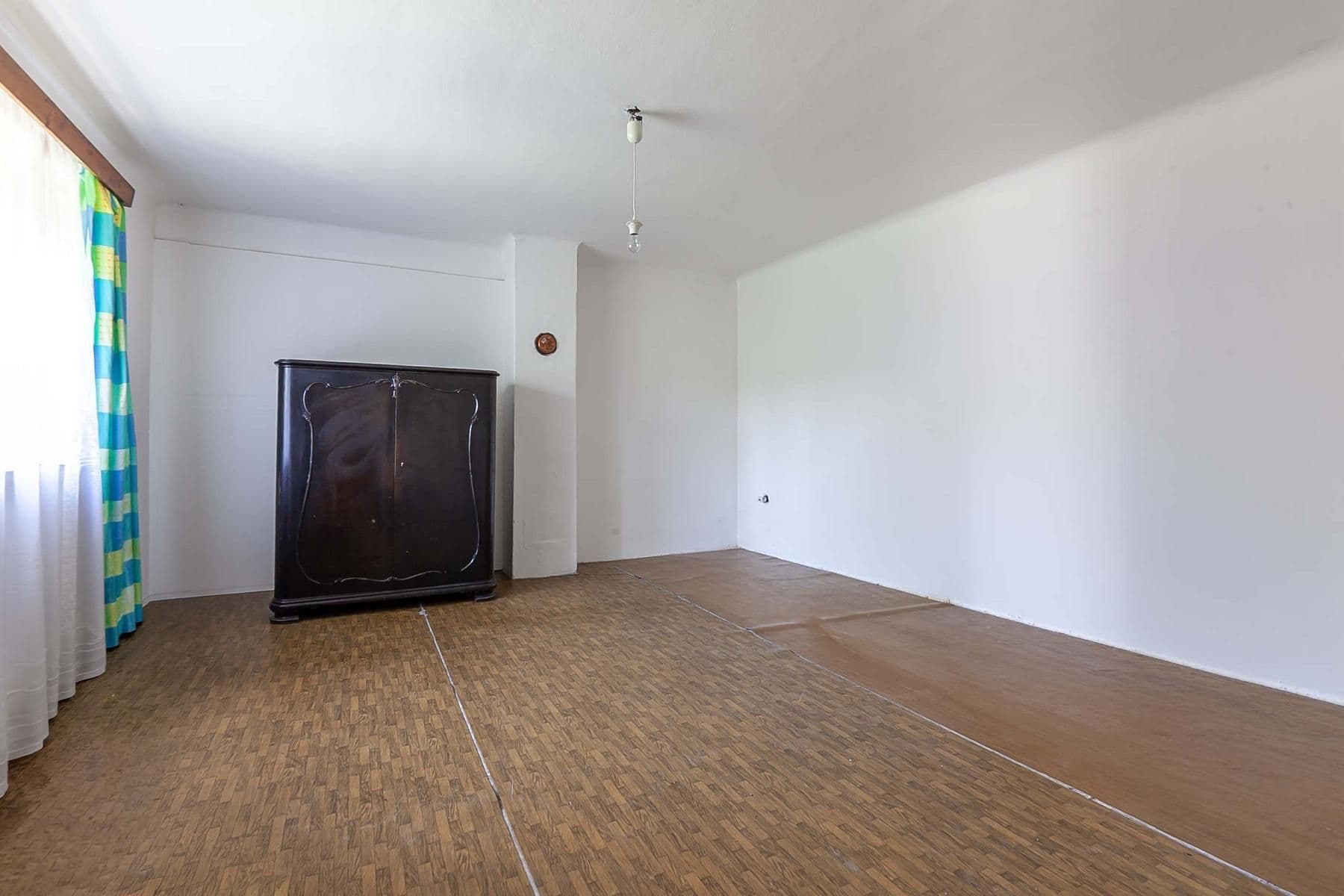 Predaj domu 250 m², pozemek 1.555 m², Doubravčice, Středočeský kraj Predaj domu 250 m², pozemek 1.555 m², Doubravčice, Středočeský kraj