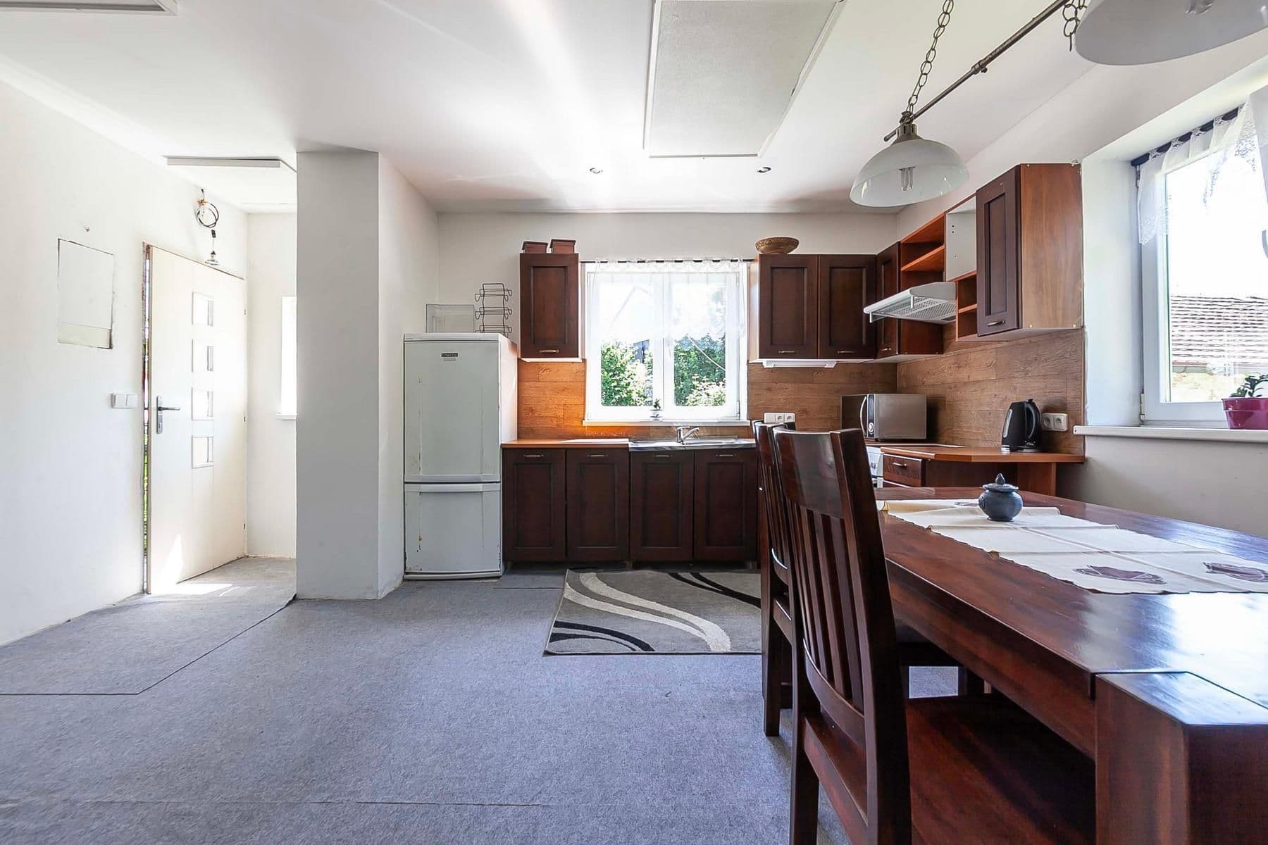 Predaj domu 250 m², pozemek 1.555 m², Doubravčice, Středočeský kraj Predaj domu 250 m², pozemek 1.555 m², Doubravčice, Středočeský kraj