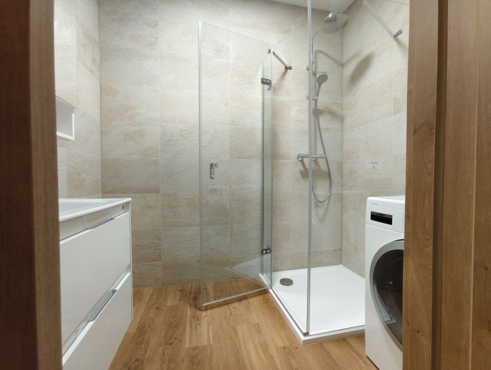 Prenájom bytu 3-izbový 70 m², Nad Zlíchovem, Praha, Praha Prenájom bytu 3-izbový 70 m², Nad Zlíchovem, Praha, Praha