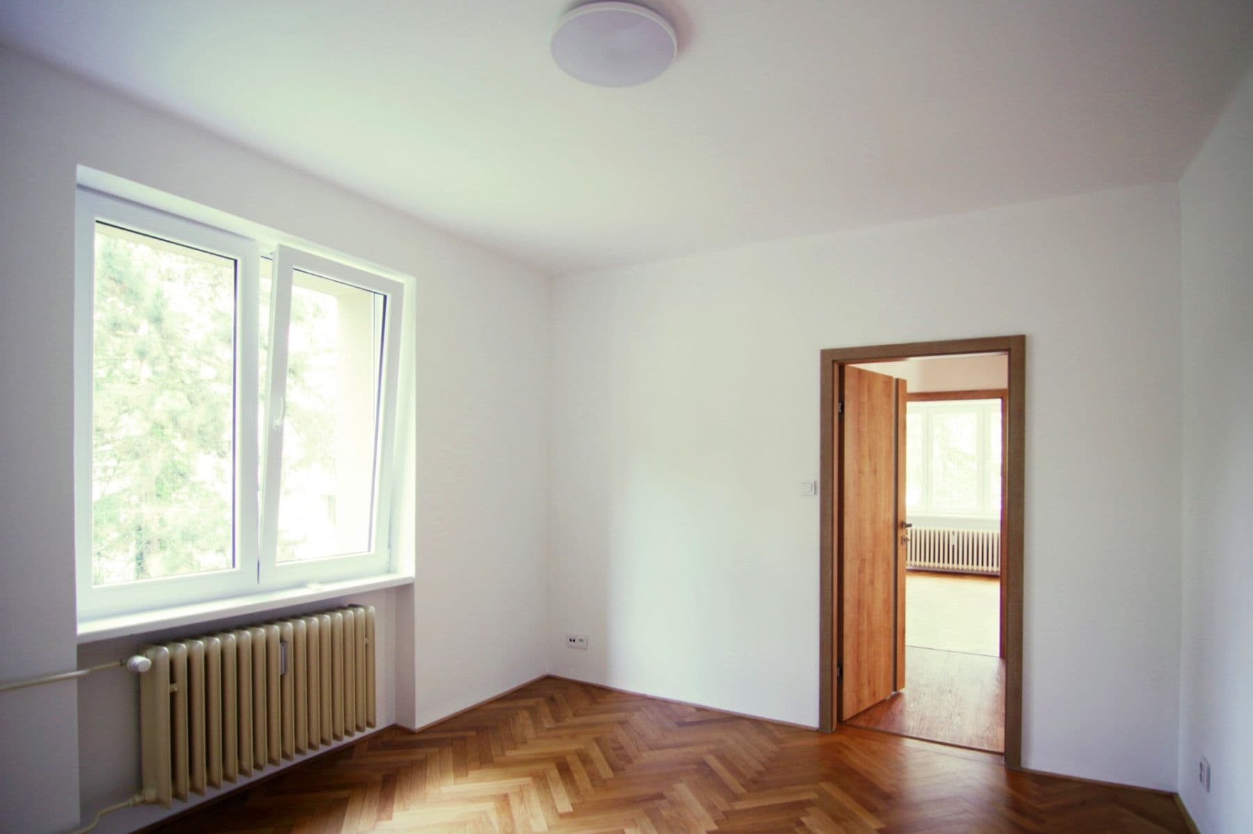 Prenájom bytu 3-izbový 70 m², Nad Zlíchovem, Praha, Praha Prenájom bytu 3-izbový 70 m², Nad Zlíchovem, Praha, Praha