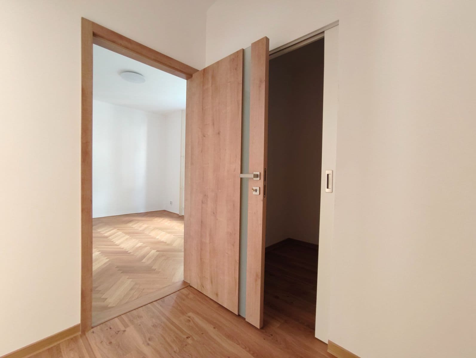 Prenájom bytu 3-izbový 70 m², Nad Zlíchovem, Praha, Praha Prenájom bytu 3-izbový 70 m², Nad Zlíchovem, Praha, Praha