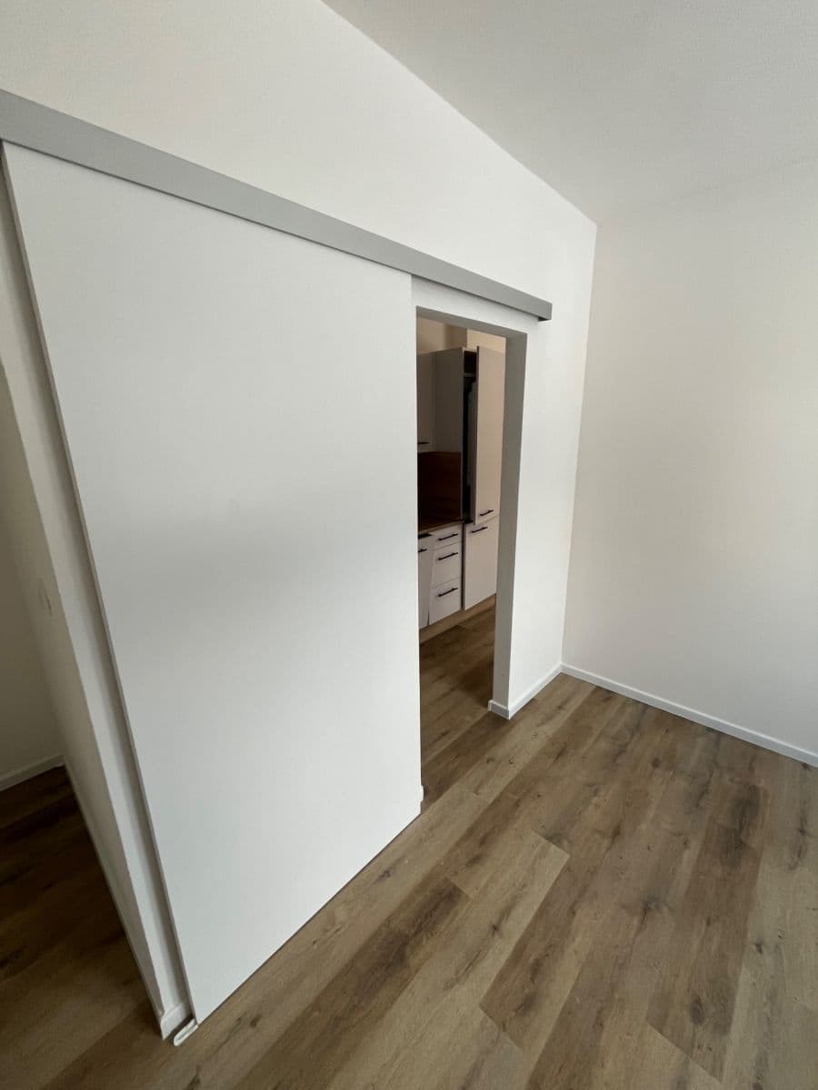 Prenájom bytu 2-izbový 39 m², Hany Kvapilové, Ostrava, Moravskoslezský kraj Prenájom bytu 2-izbový 39 m², Hany Kvapilové, Ostrava, Moravskoslezský kraj