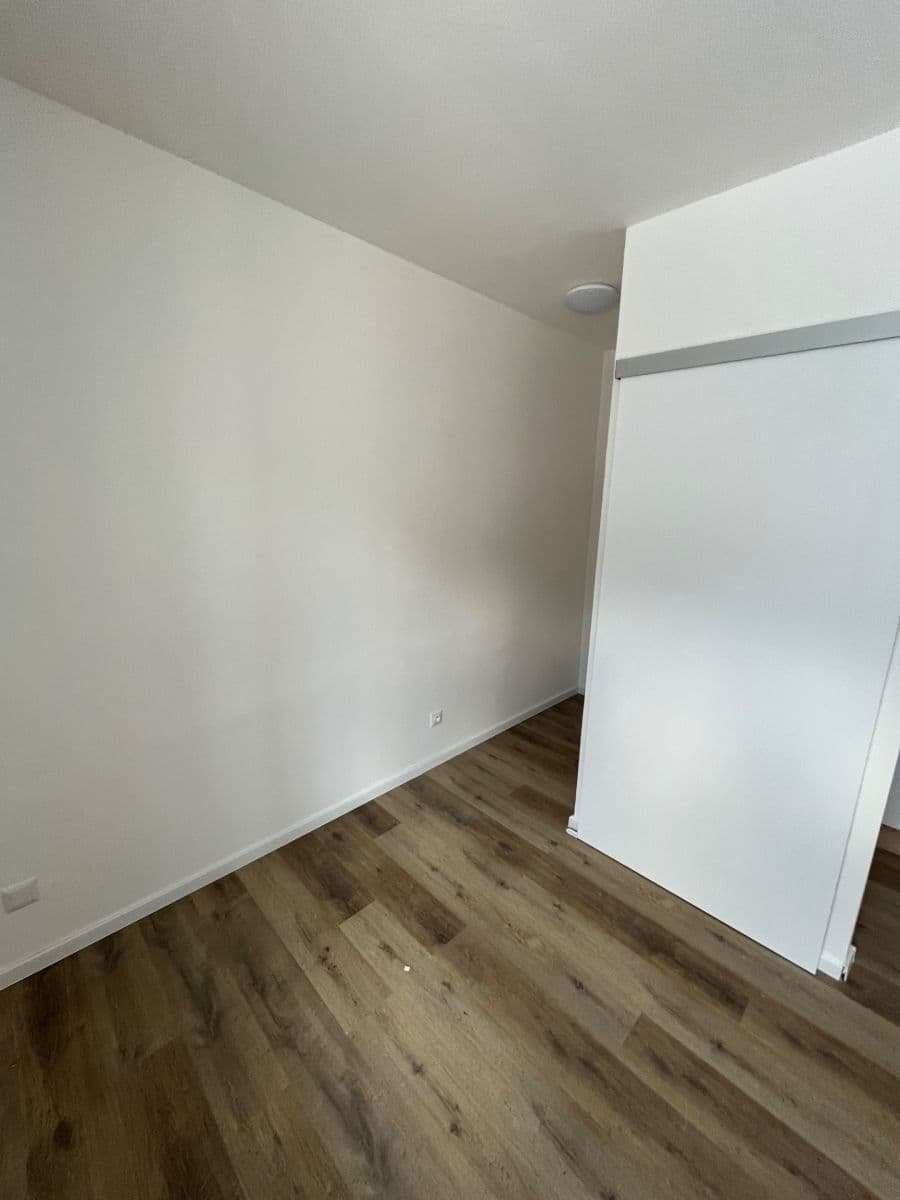 Prenájom bytu 2-izbový 39 m², Hany Kvapilové, Ostrava, Moravskoslezský kraj Prenájom bytu 2-izbový 39 m², Hany Kvapilové, Ostrava, Moravskoslezský kraj